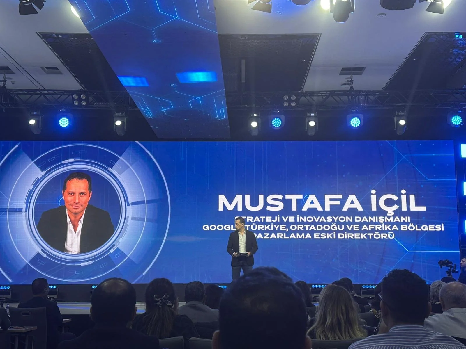 2025-12 (Fibabanka Yönetici Toplantısı & Zack Kass)