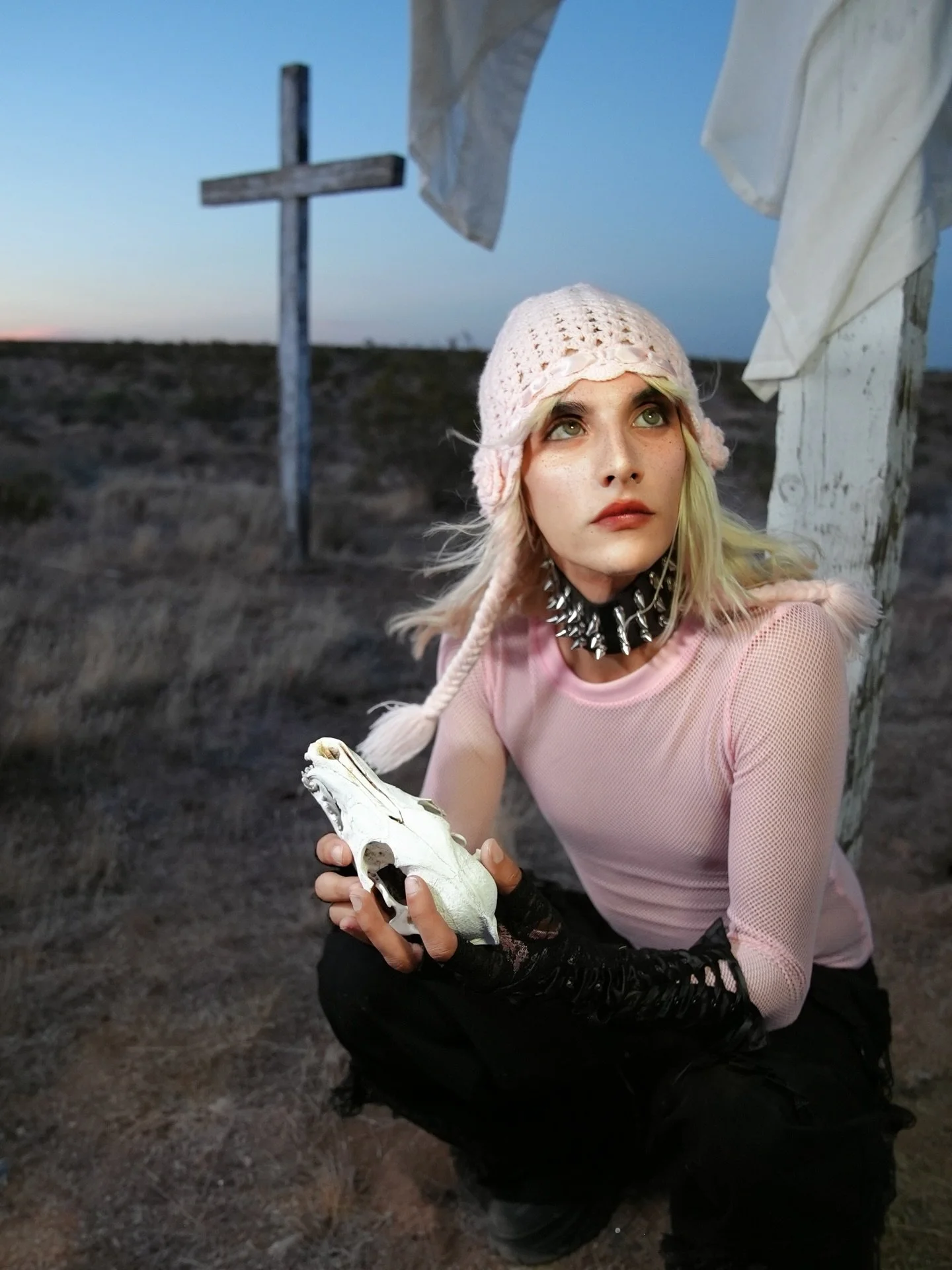 On the set for #BELLACIAO music video

Prod. by @x.recordz 
📸 @marianna.maurizi 
🏴 @eelisa.rota 
👗 @dollskill @dollskill.onyou 

Watch &ldquo;BELLA CIAO&rdquo; (Official Video) available now on my YouTube channel