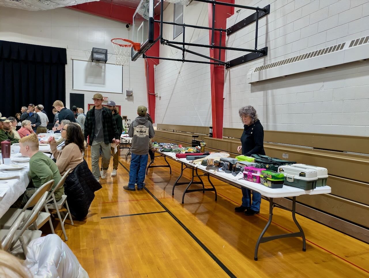 The youth prizes donated by Bob and Peggy Davis