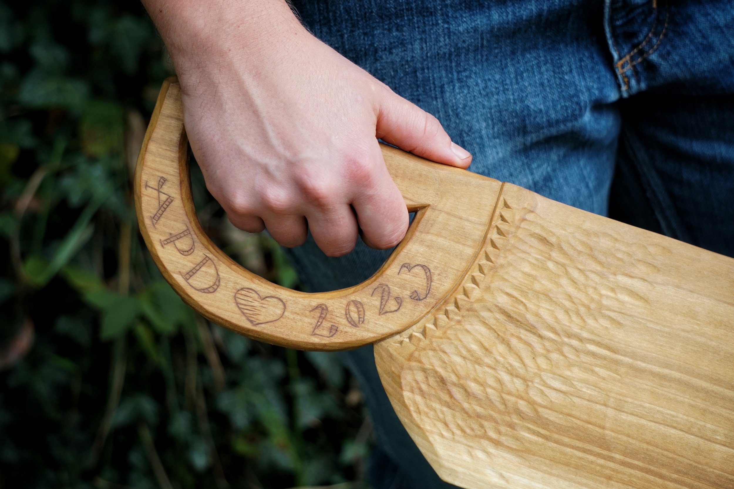 Scutching Knife details