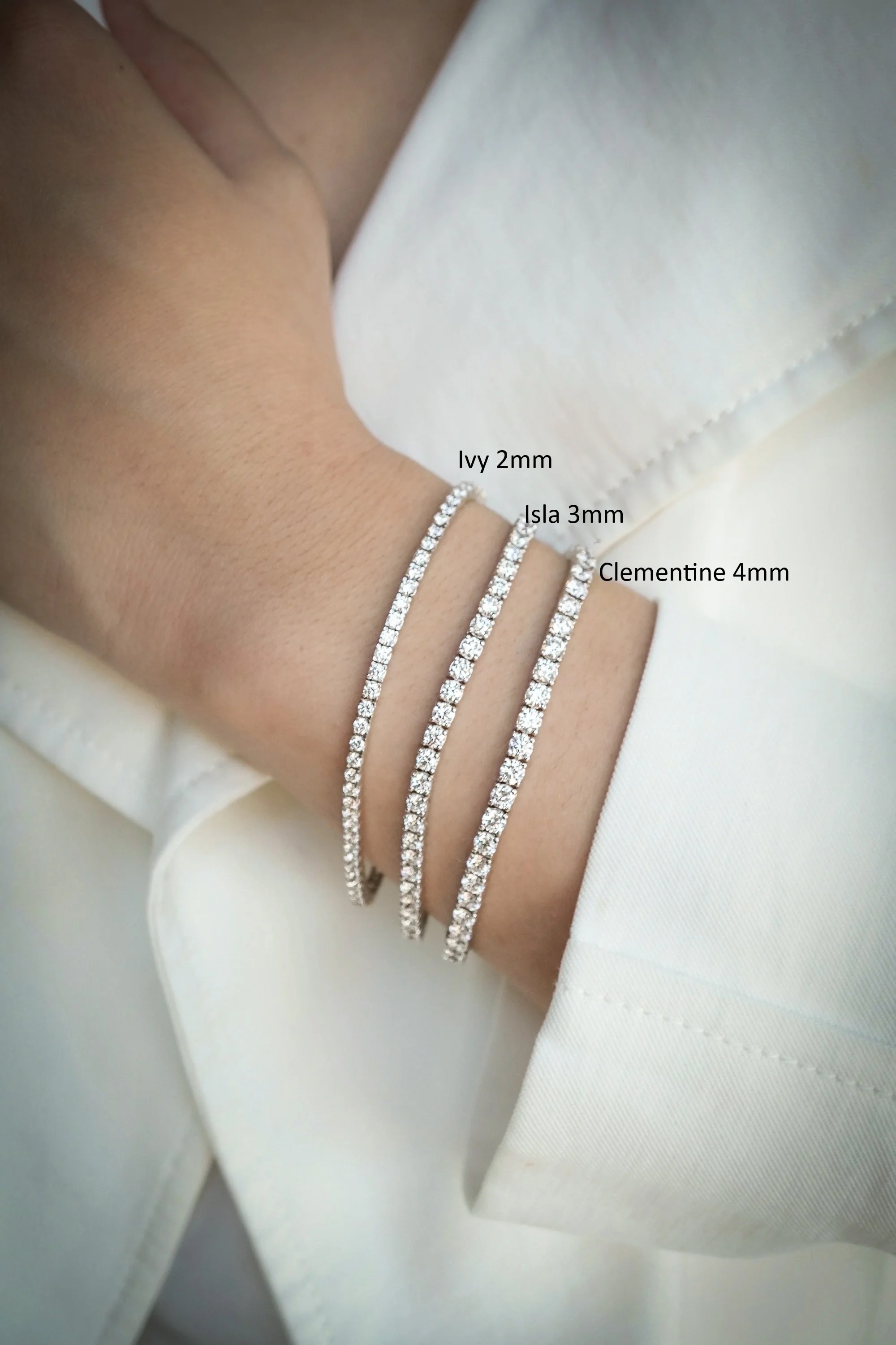 5.6ct. Round Brilliant 3mm Tennis Bracelet in 18K Solid White Gold Moissanite - Isla