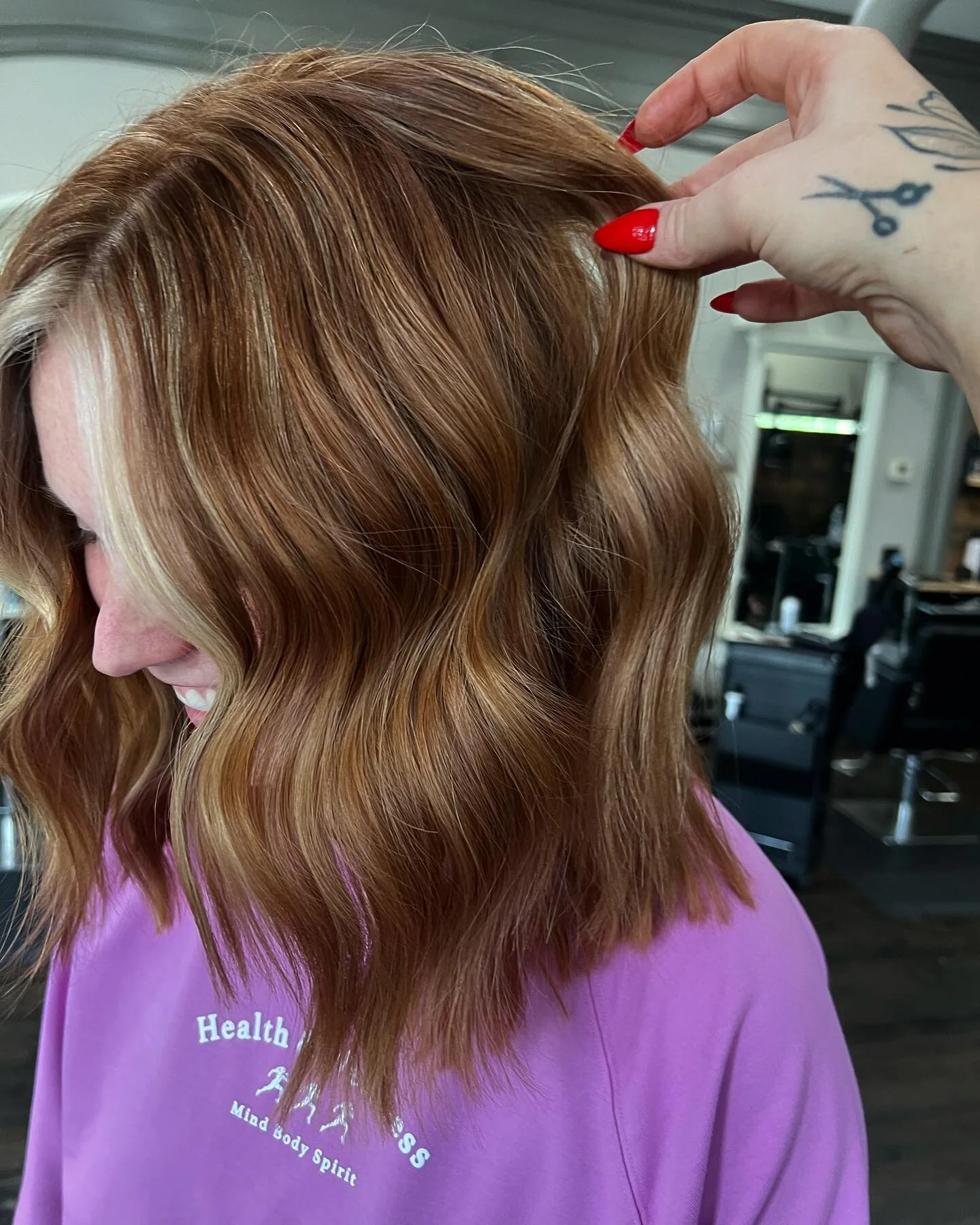 I loveeeee when @nora_reynolds goes copper 🙌🏻