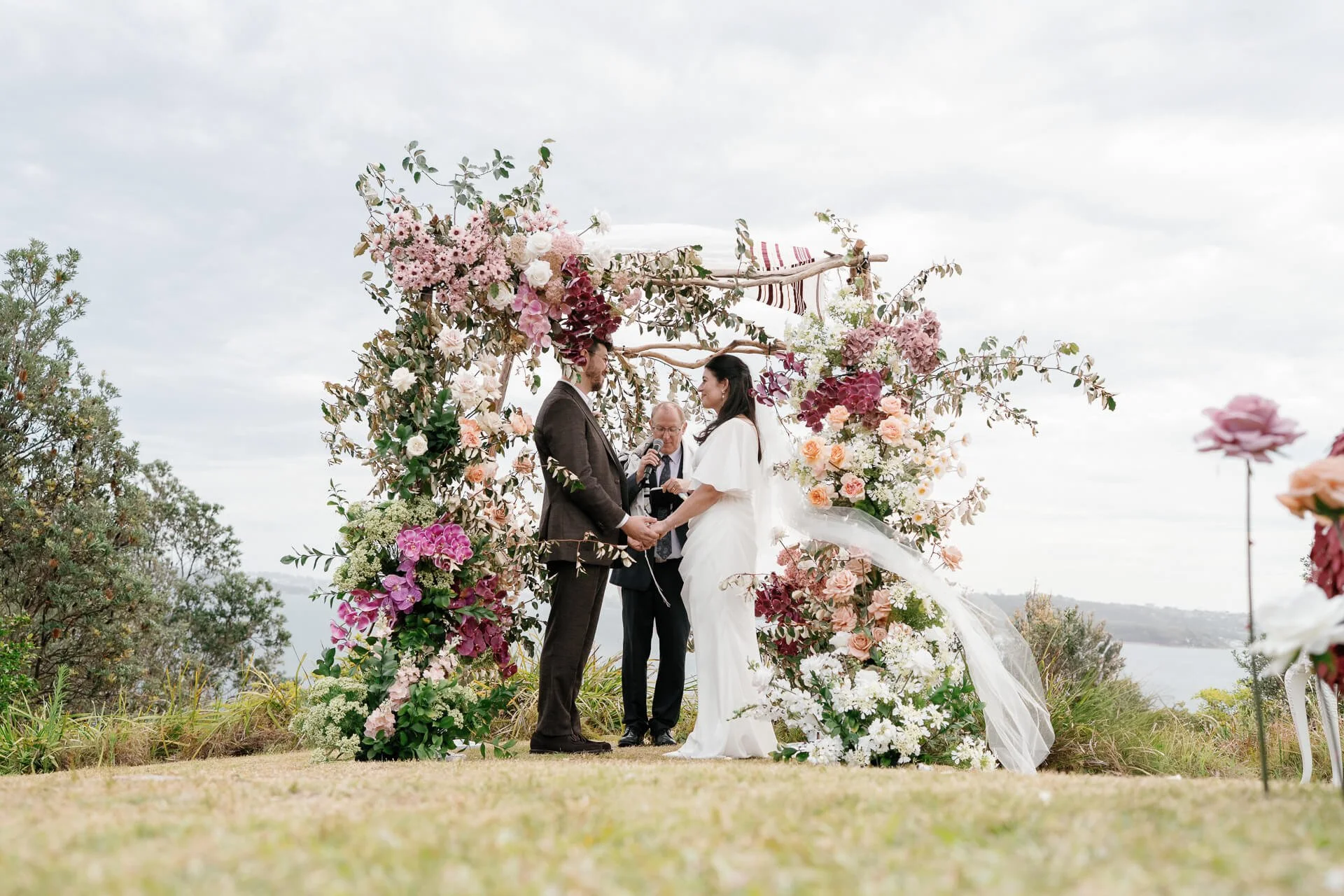 lara-michael-q-station-colour-bride-sydney-5.jpg