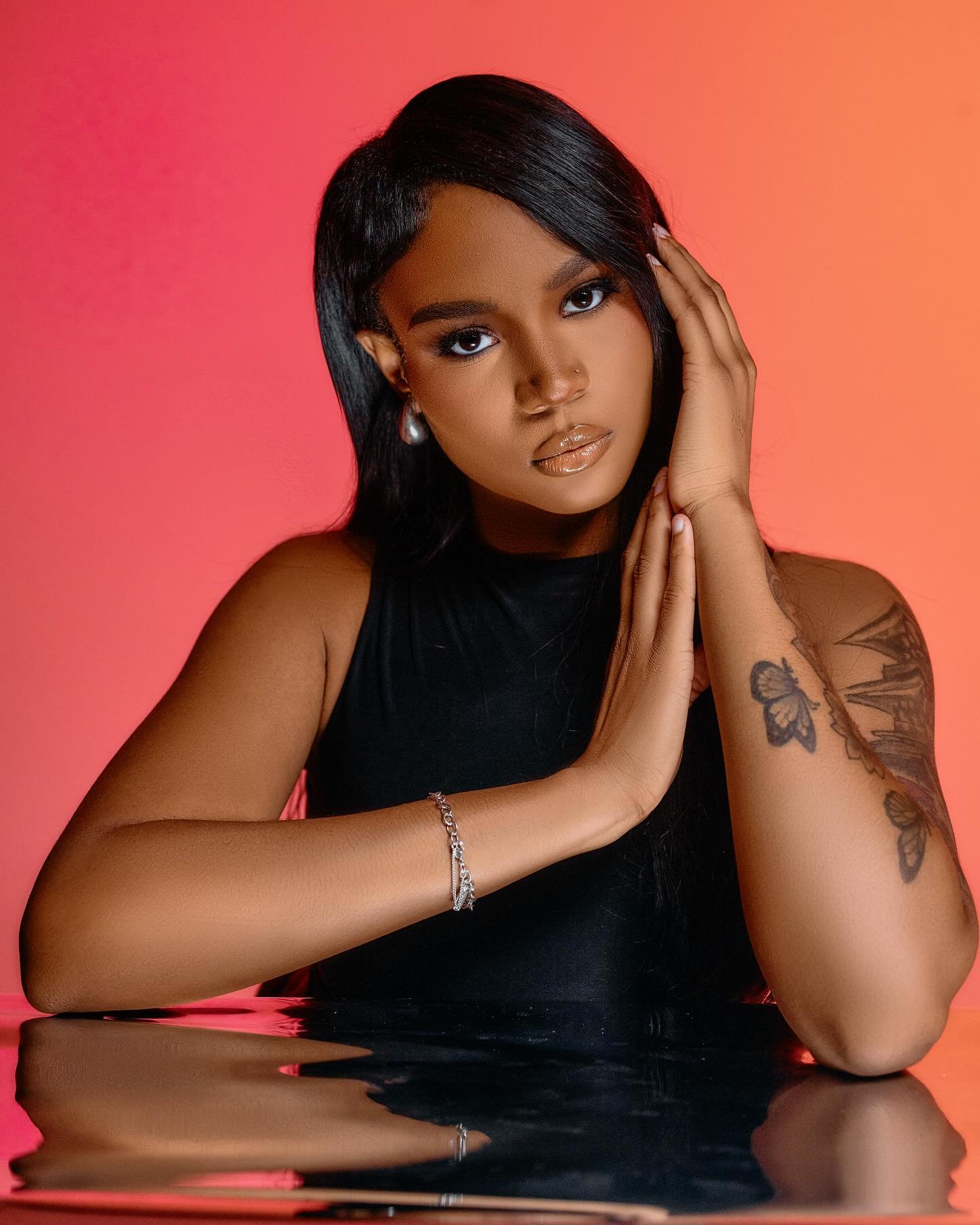 Recent work featuring Makeup Artistry by @sylverblessing 

#beautyindetail#beautyphotography #beautyphotographer
#beautyphotographerhouston #houstonbeautyphotographer #houston #studio55bymich#fashionmodels#beautymodel #portrait #vogue #photoshoot #ph