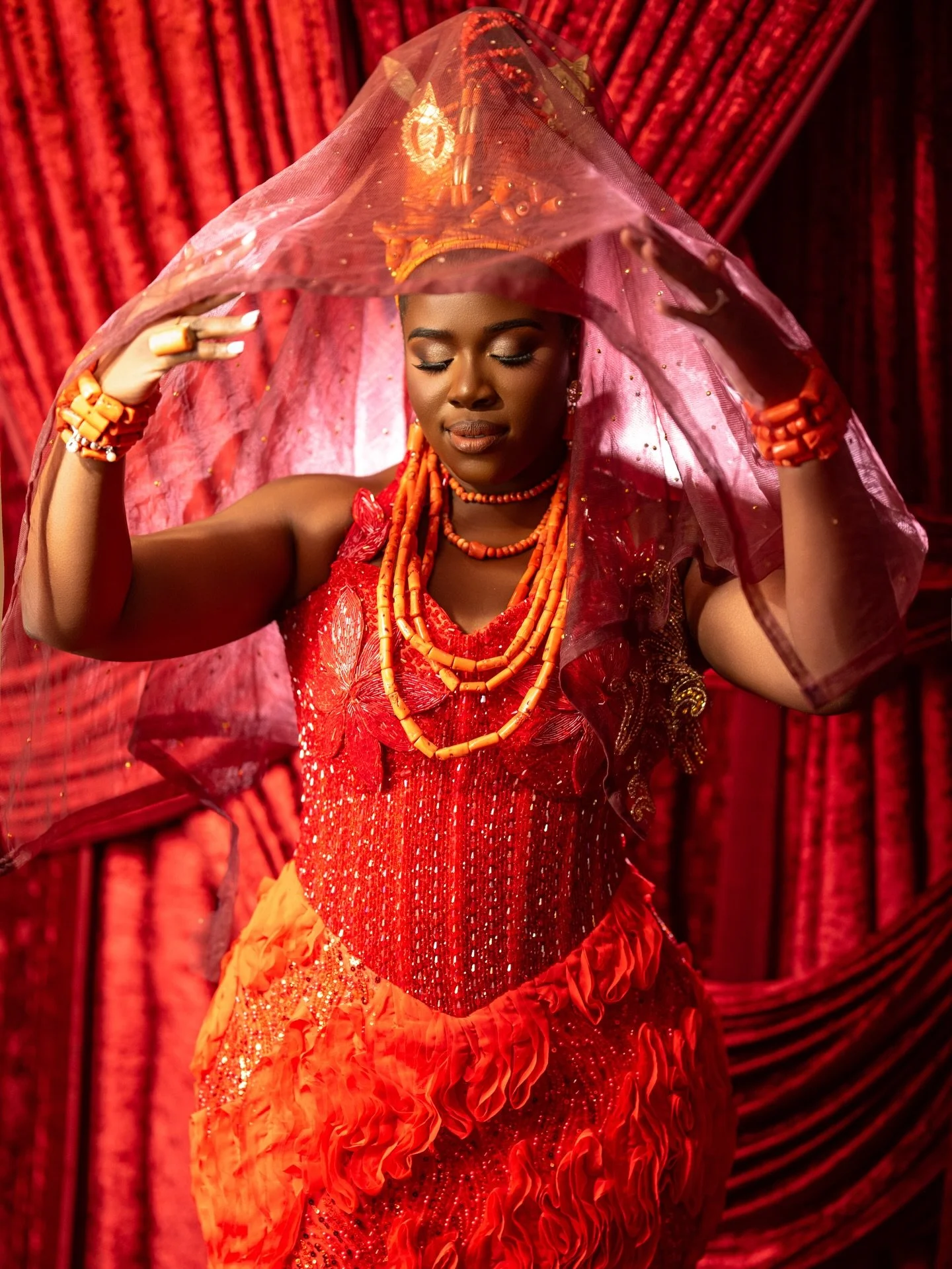 Pearl &amp; Olu 🤍
A love wrapped in culture, colour, and tradition.
Every frame tells a story of heritage and forever!

WED Dream Team:
Bride: @pforpearly
Groom: @freezytwist
Photography: @studio55bymich 
Videography: @asfilms.co 
WED Producer &amp;