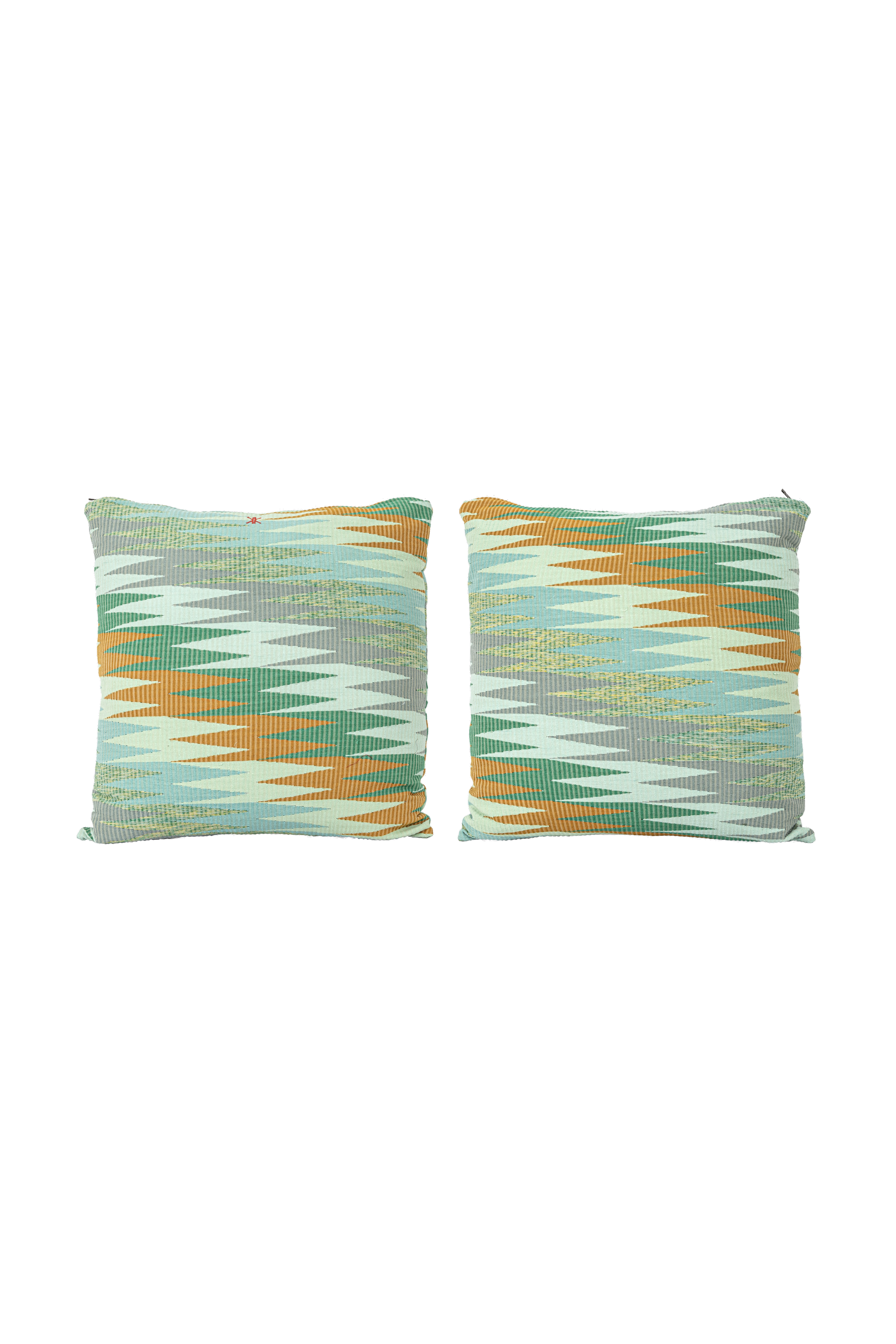 2025-09-25_IMG-2653_PILLOW CASE_CO MULTI TURQUOISE_60X60.png