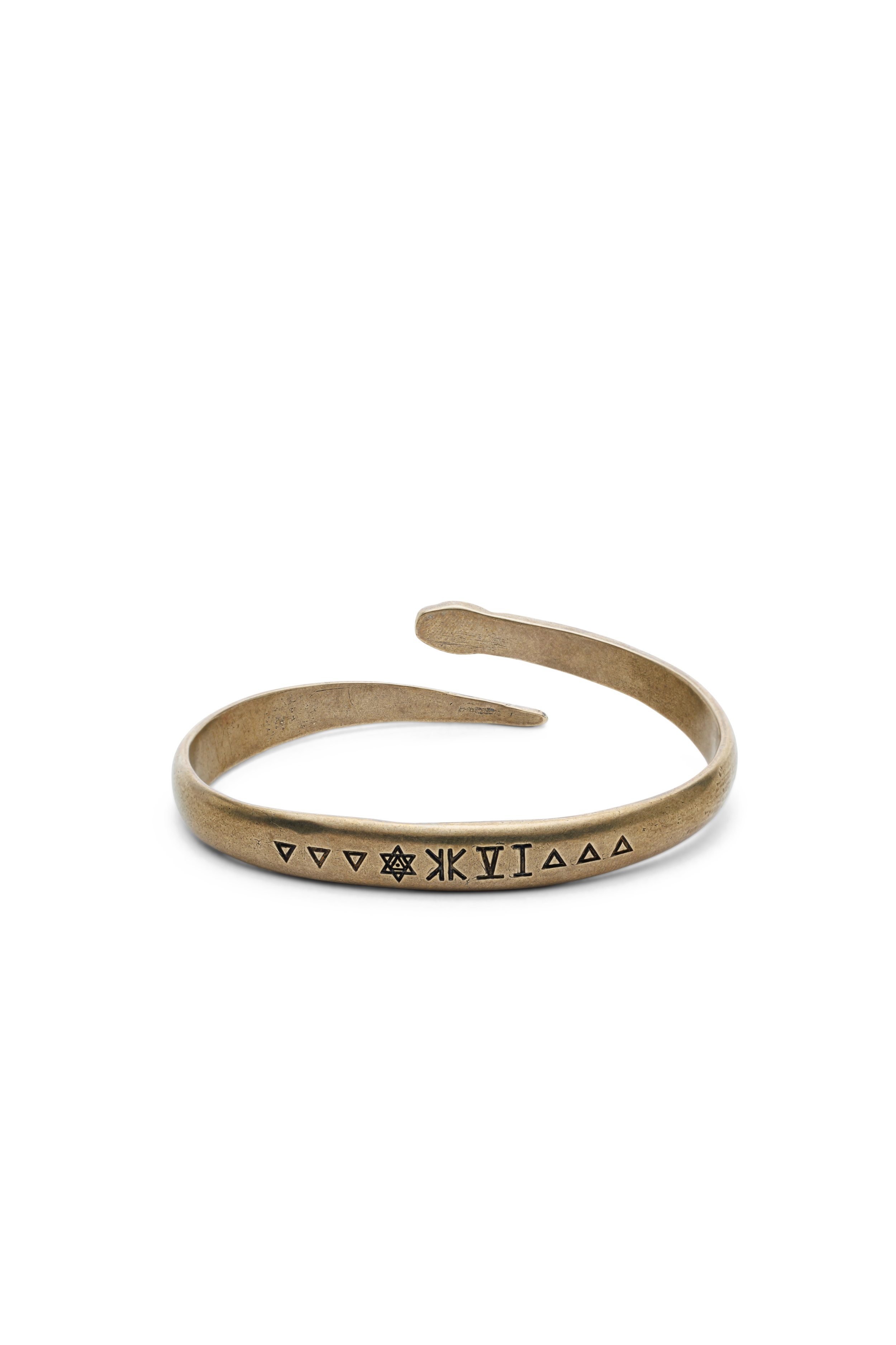 8-brass-shadow.png