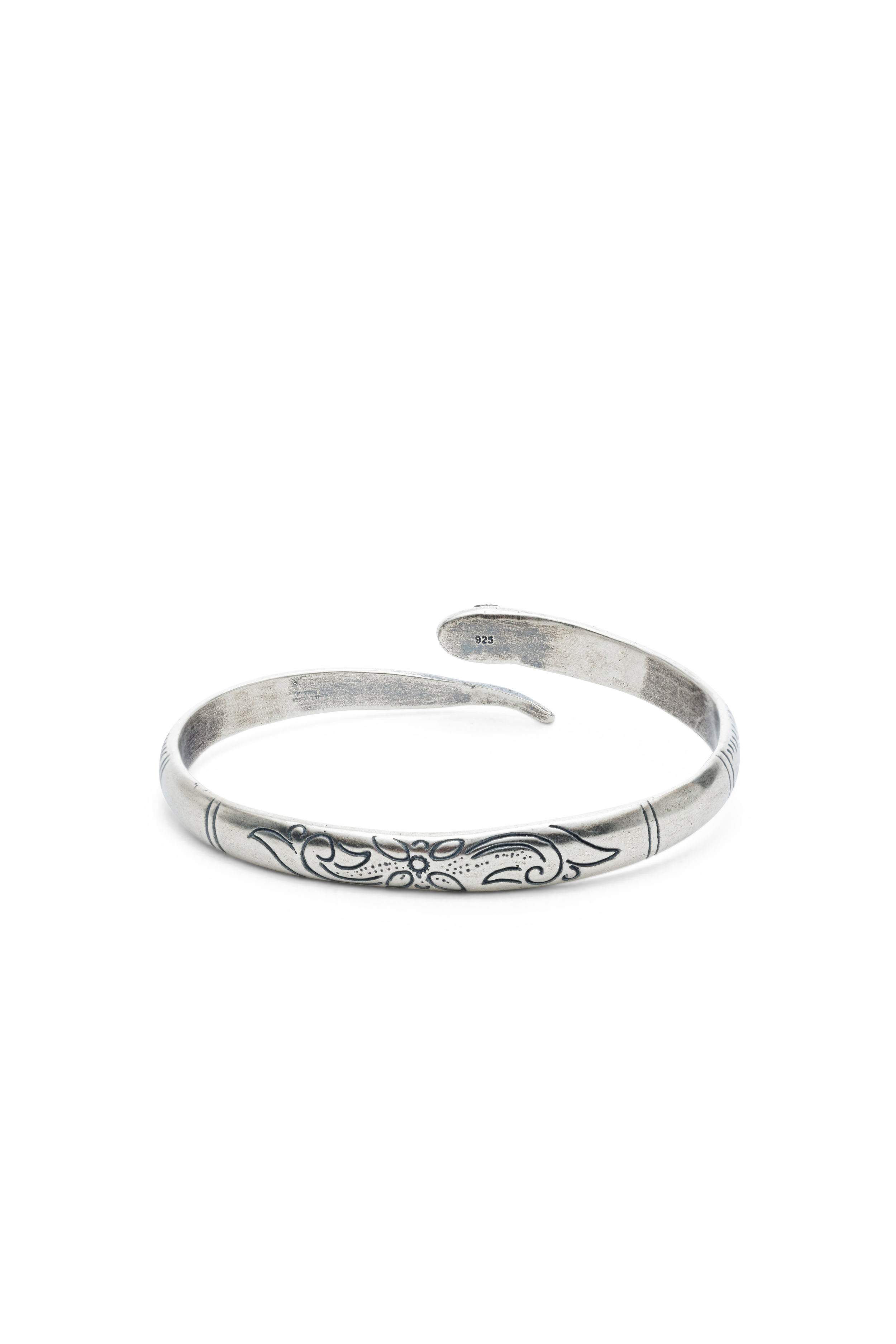10-silver-shadow.png