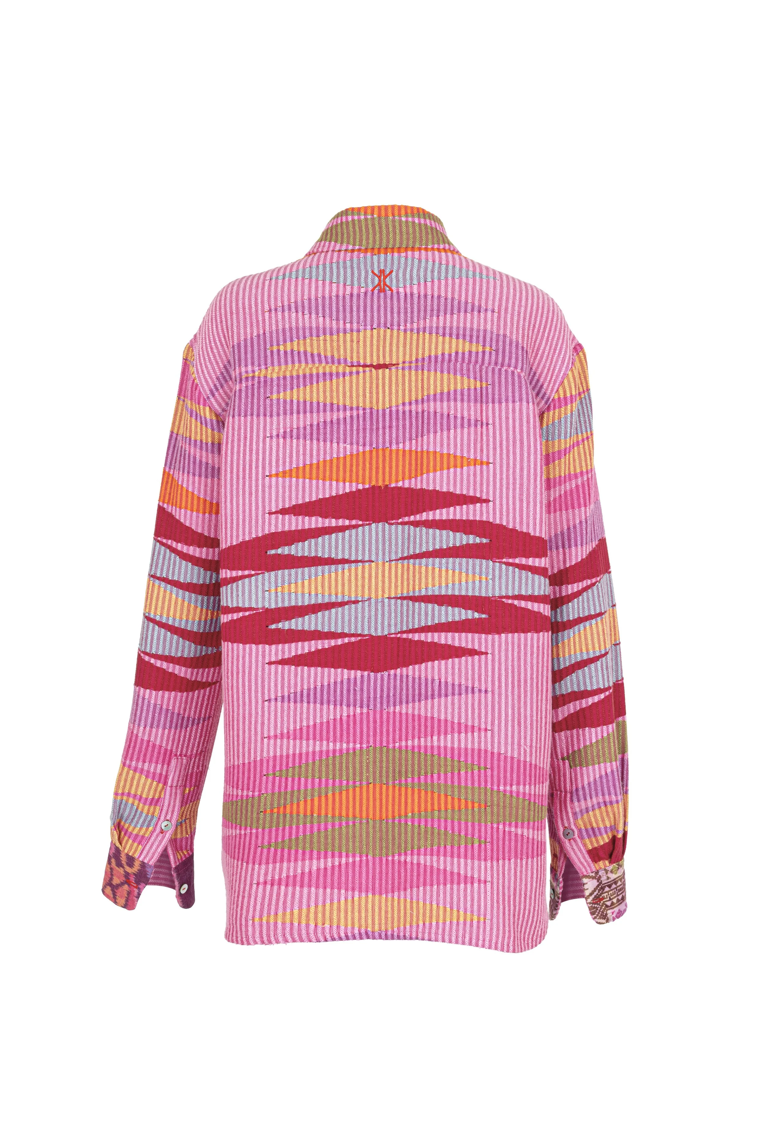 2026-02-06_IMG-8021_LUANA SHIRTS_RRCO 1.C3 KERTAS_M_3763775 C.jpg