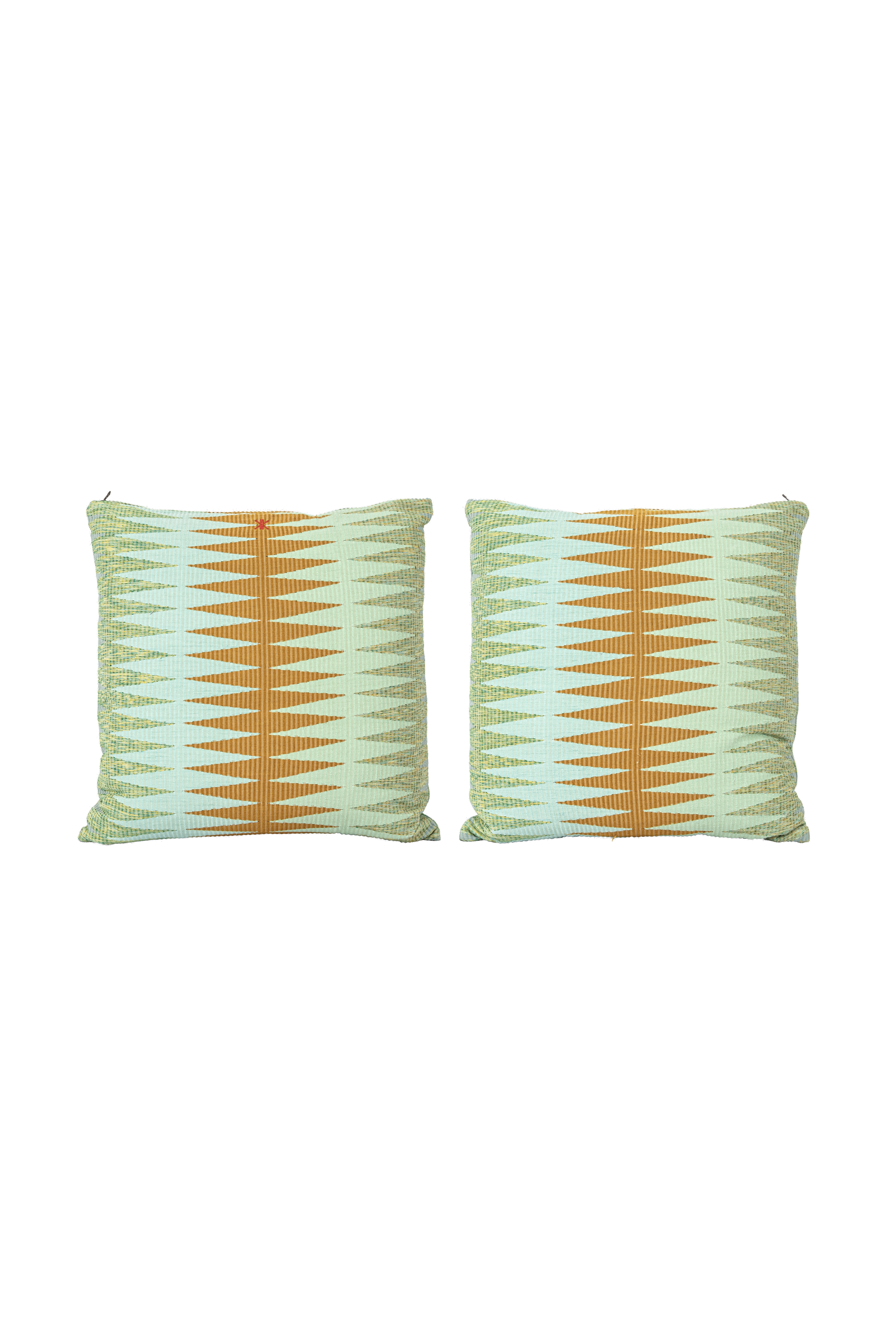 2025-09-25_IMG-2654_PILLOW CASE_CO MULTI TURQUOISE_60X60.png
