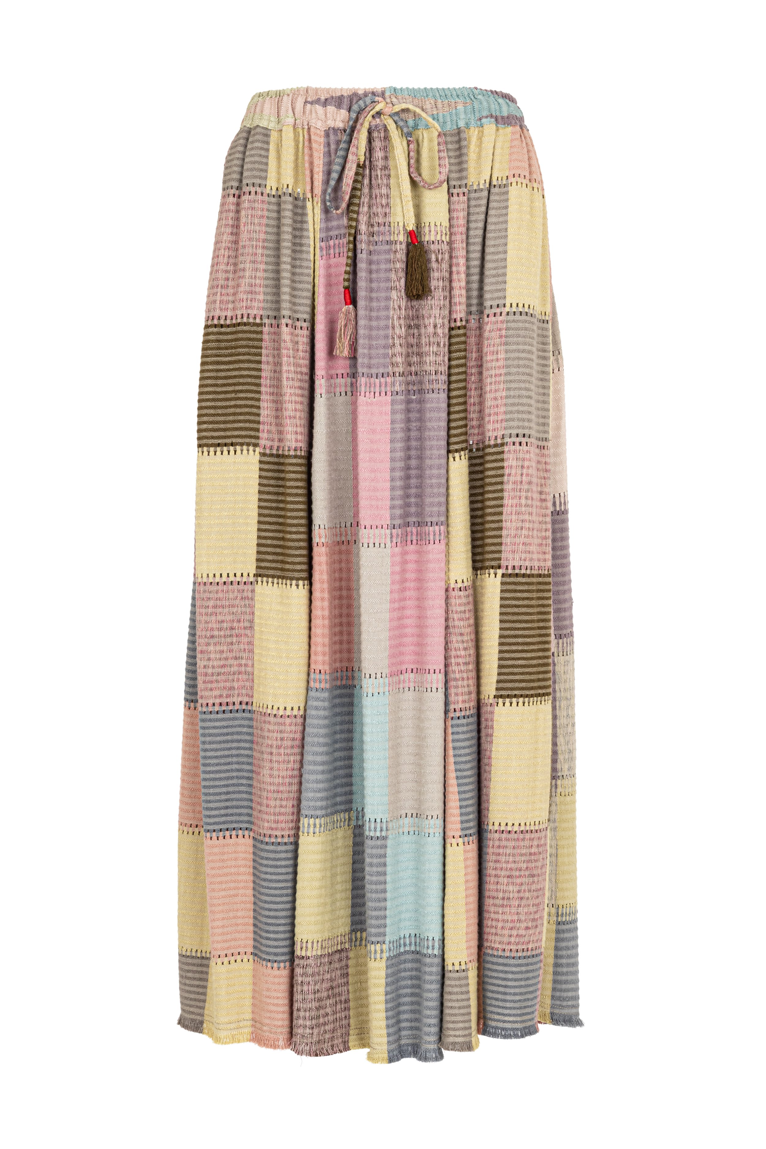 2025-06-17_IMG_6861_TARI SKIRT_RR PASTEL_SM_5888052 B.jpg