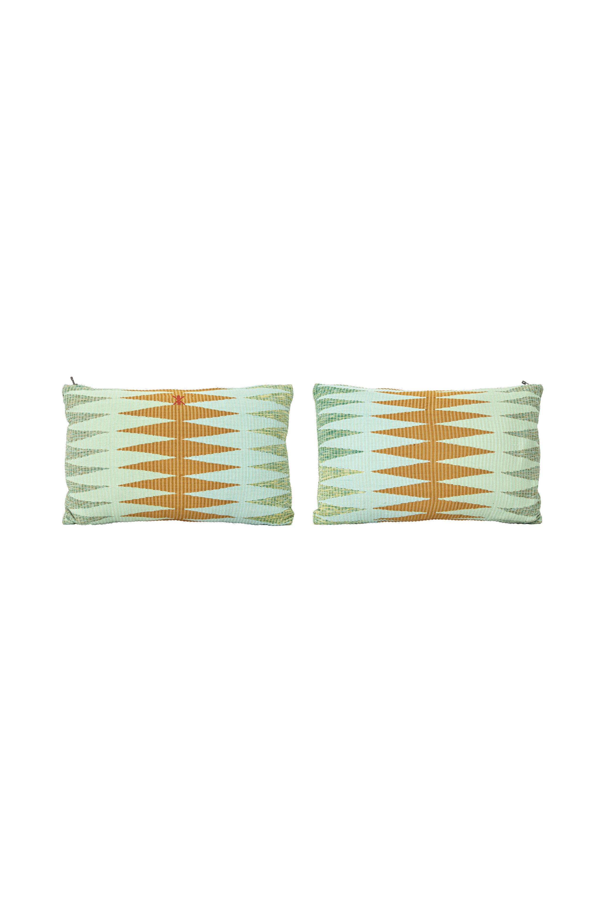 2025-09-25_IMG-2655_PILLOW CASE_CO MULTI TURQUOISE_30X50.png