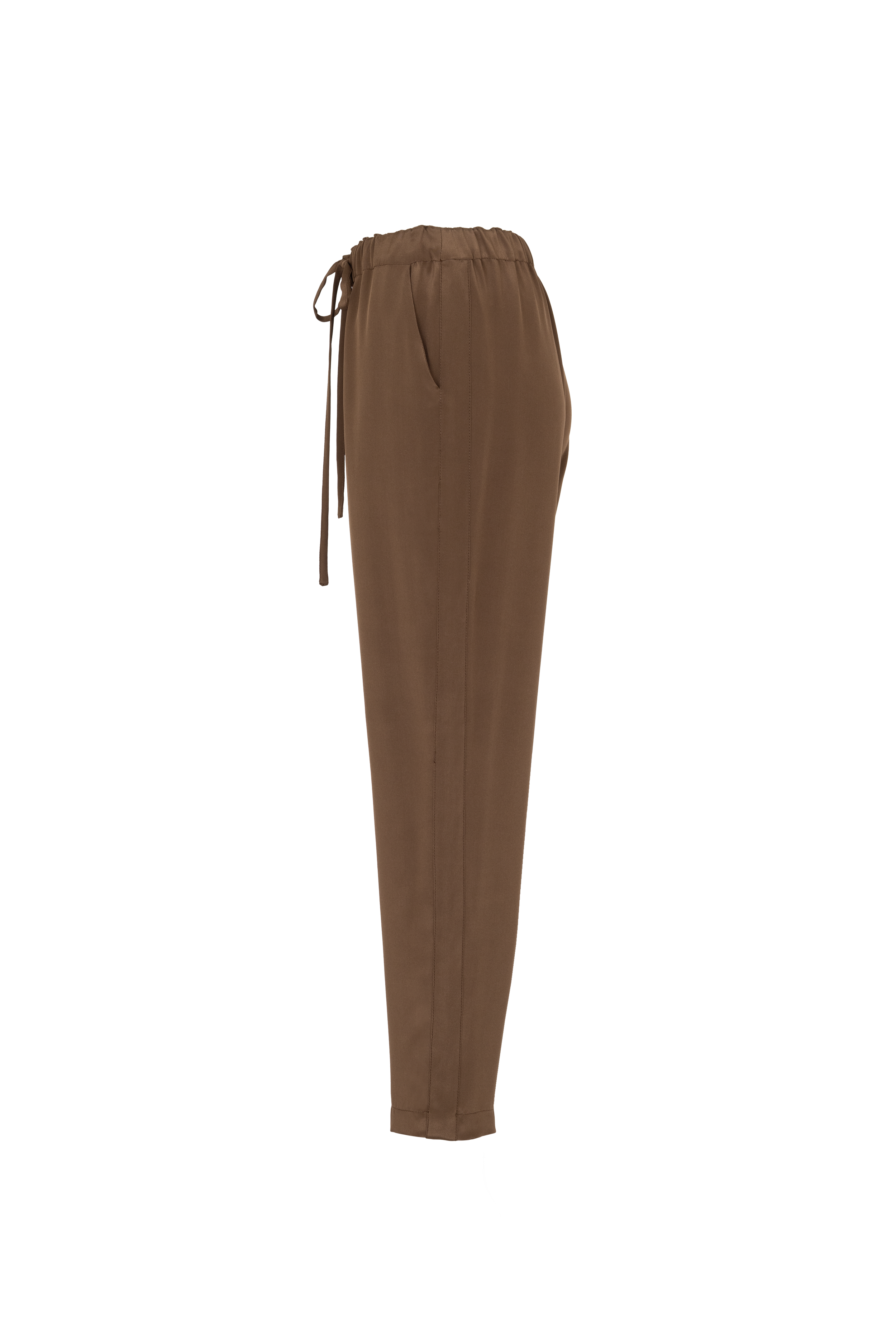 2026-02-16_IMG_8439_CELA PANTS_SILK GIANDUJA_XS_9868725 B.png