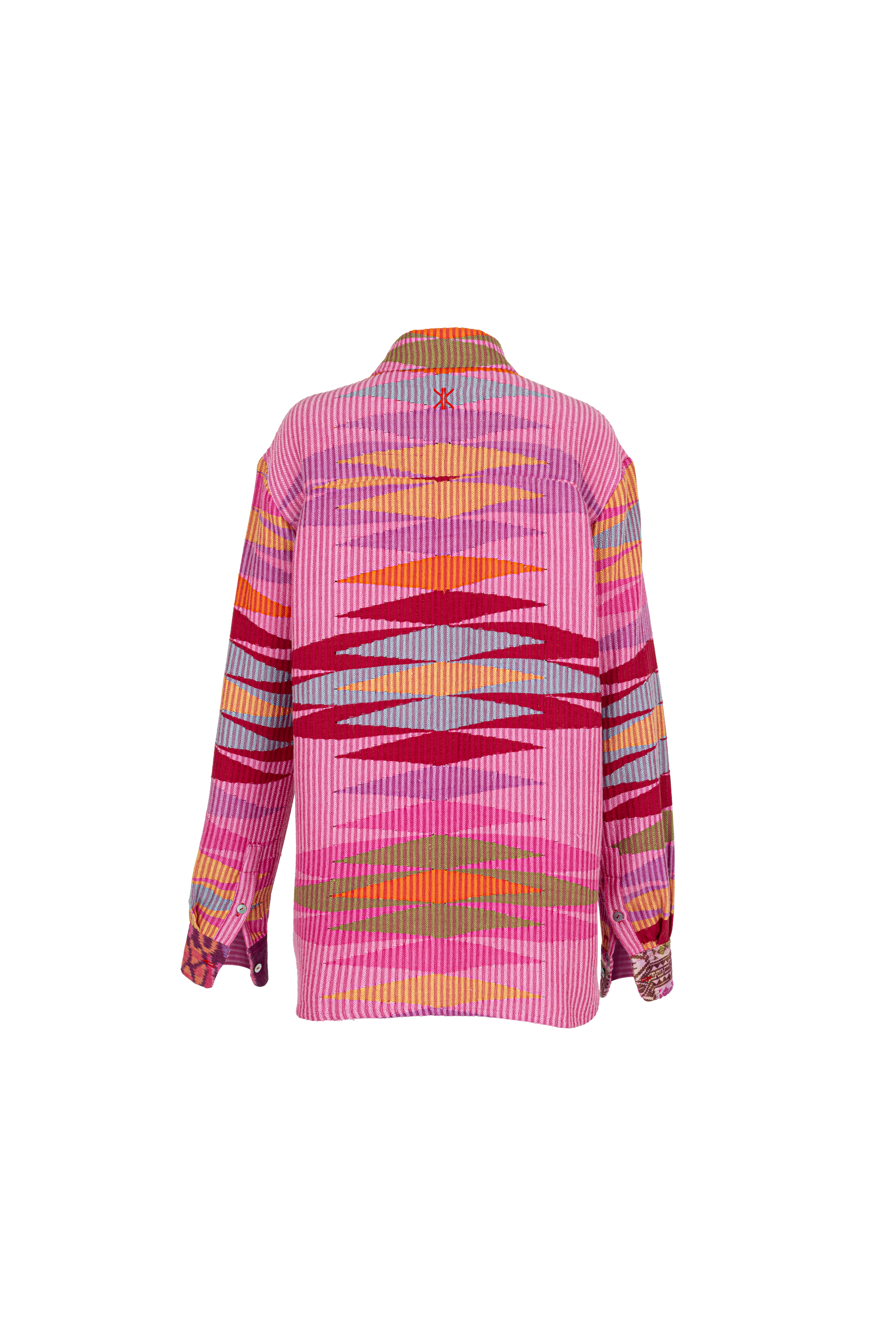 2026-02-06_IMG-8021_LUANA-SHIRTS_RRCO-1.C3-KERTAS_M_3763775-C.png