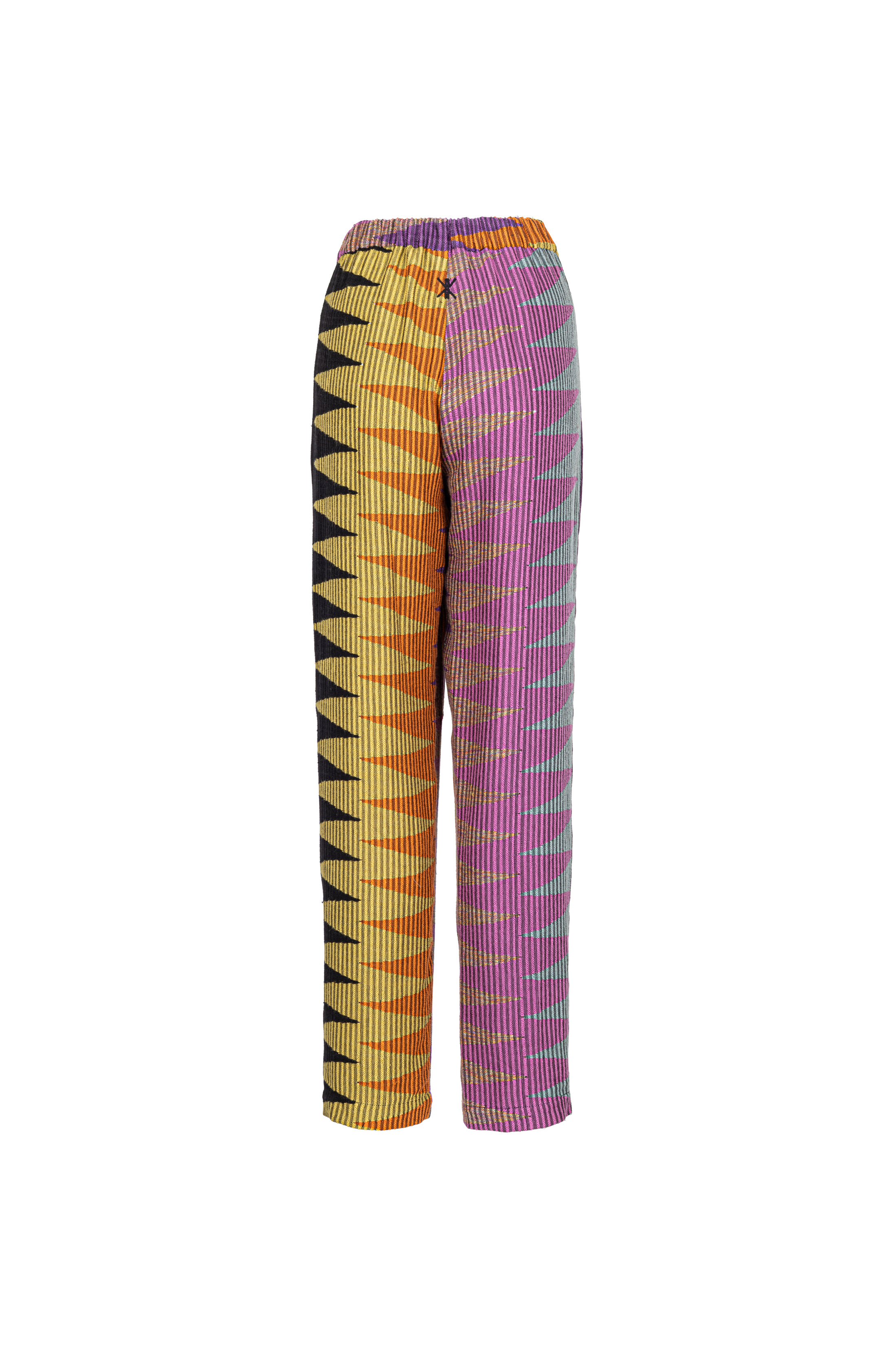2026-08-11_IMG-5928_CELA-PANTS_RRCO-5.CO4-B-ANTHIAS-C4_L_FW26-IKKIMO_3275273-D.png