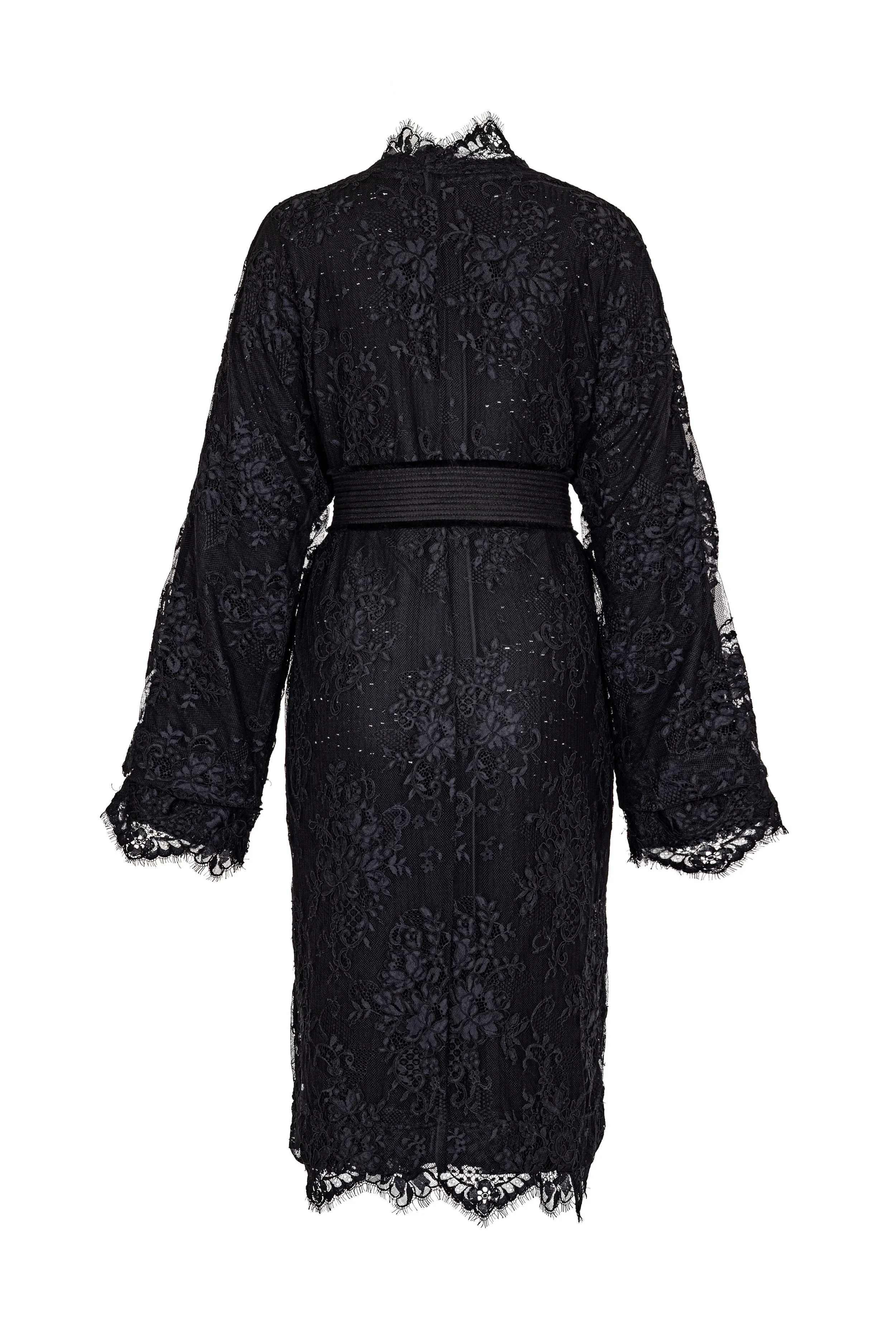 2025-11-27_IMG-4884_AMPAT COAT_RR SILK BLACK_ F.jpg