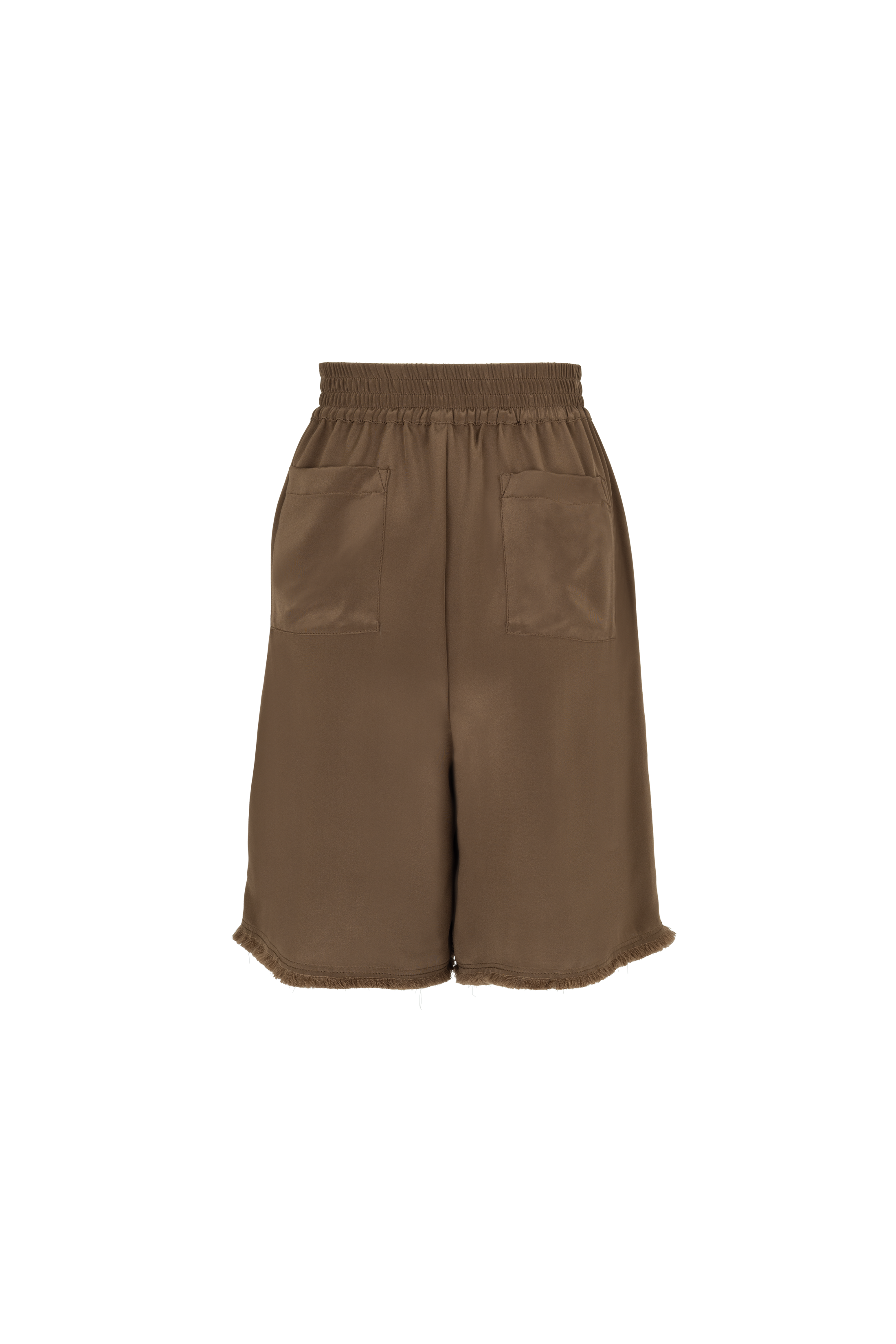 2026-03-02_IMG-8926_MAKU-SHORTS_SILK-GIANTDUSA_SM_0590418-C.png
