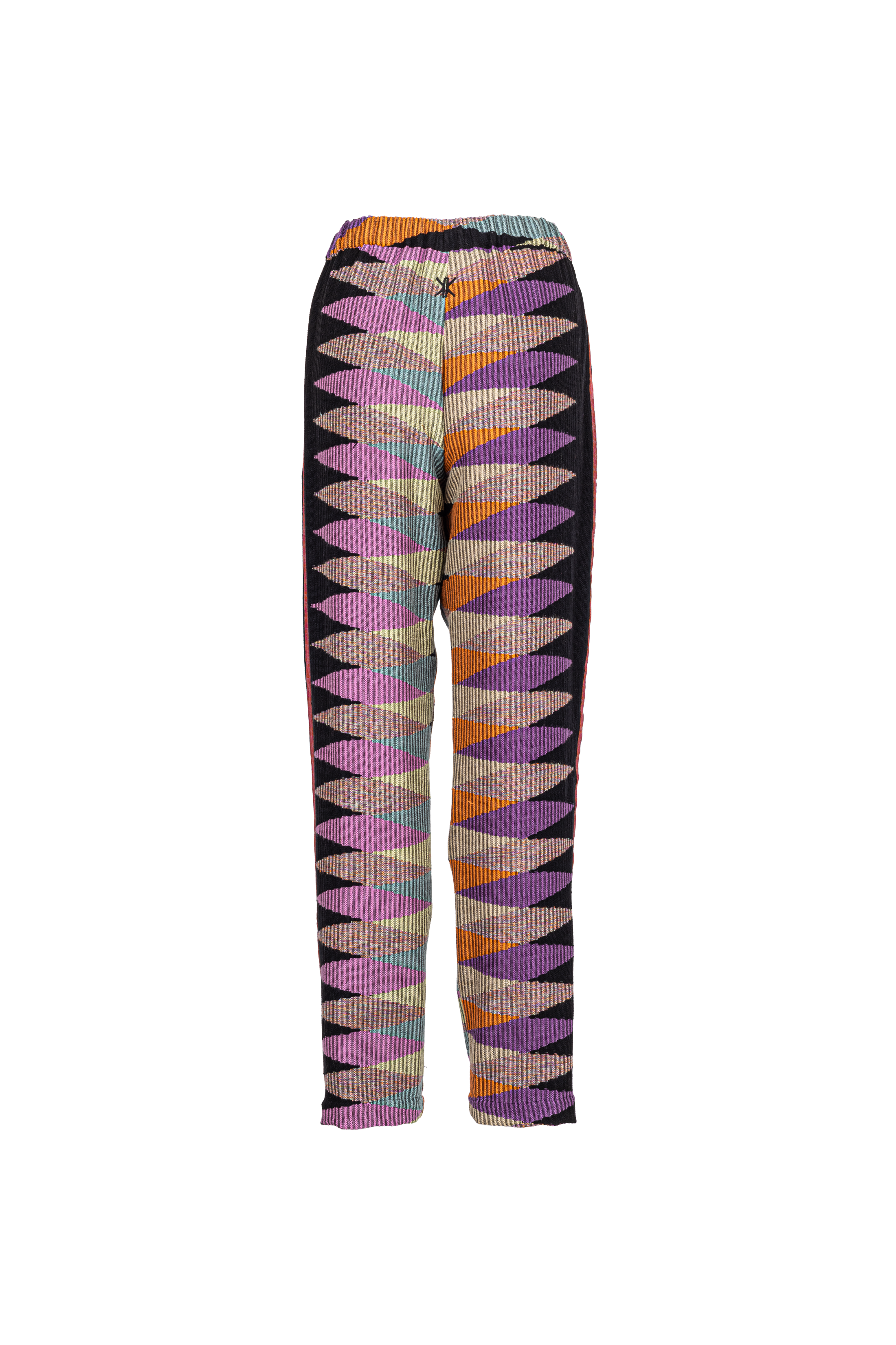2026-08-11_IMG-5916_CELA-PANTS_RRCO-5.CO3-A-ANTHIAS-C1_S_FW26-IKKIMO_9384368-D.png