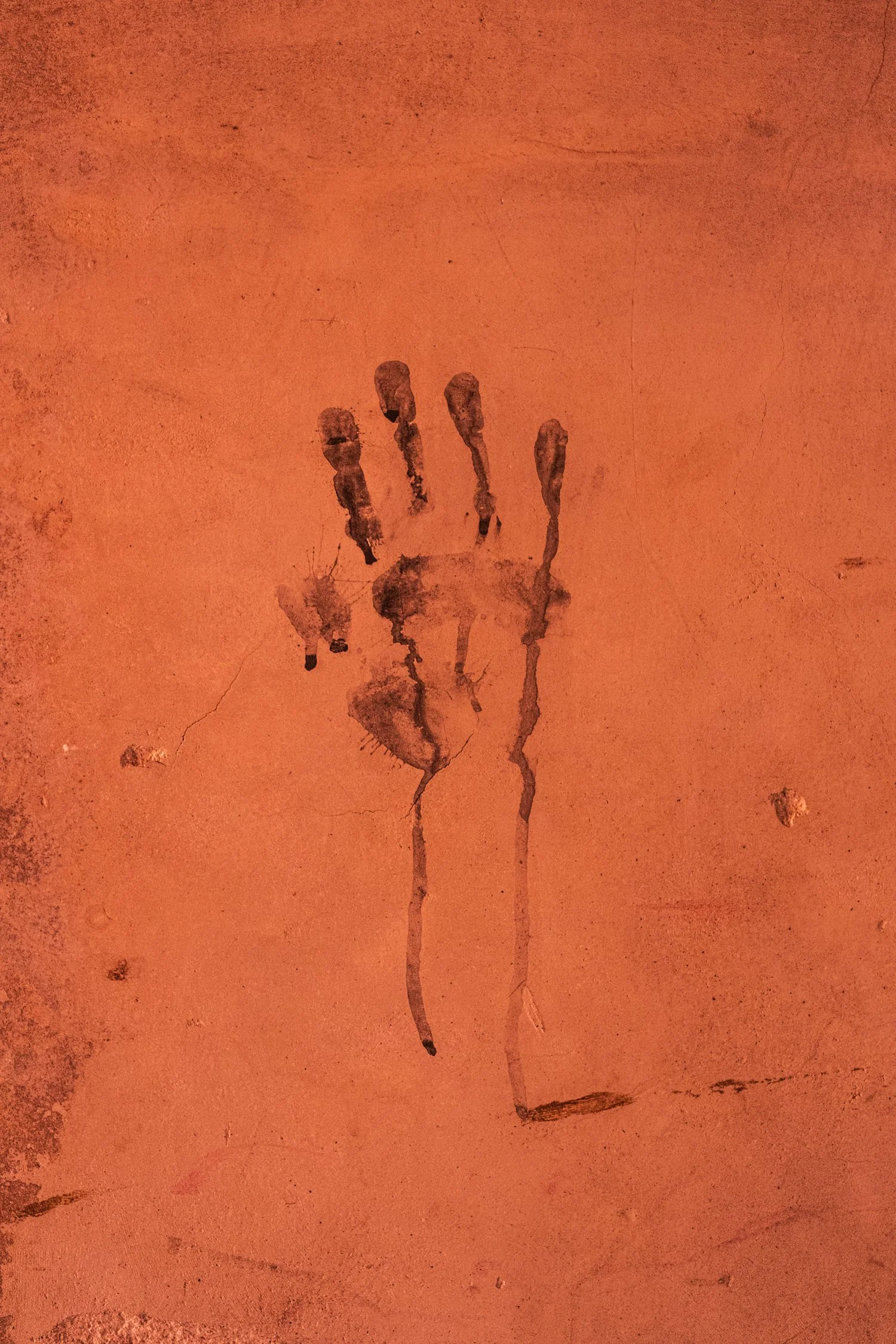 2023_MARRAKECH_HAND_ORANGE_HQ.jpg