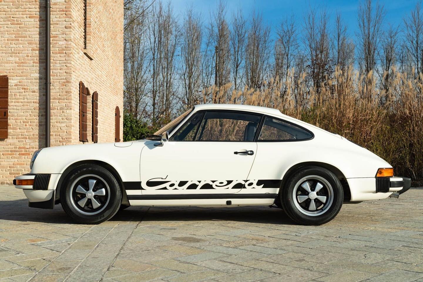 1974 Porsche 911 Carrera 2.7 MFI

Following the legendary 1973 Carrera 2.7 RS, in 1974 Porsche offered a high-performance fuel injected Carrera specifically for the European market. This rare and desirable Porsche was the G-series Carrera 2.7 MFI whi