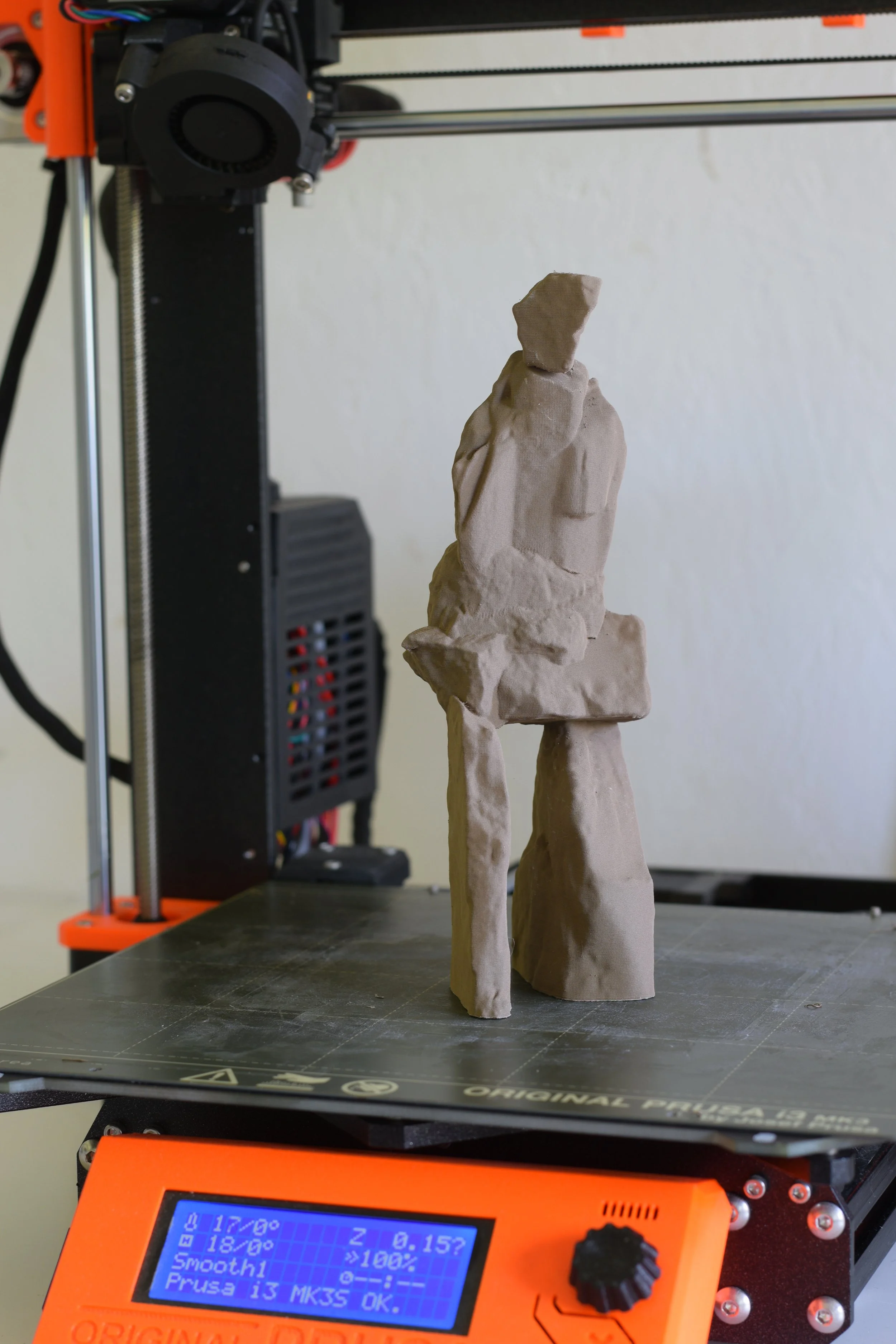 Standing_Stone_Sculpture_3d_Printer.JPG