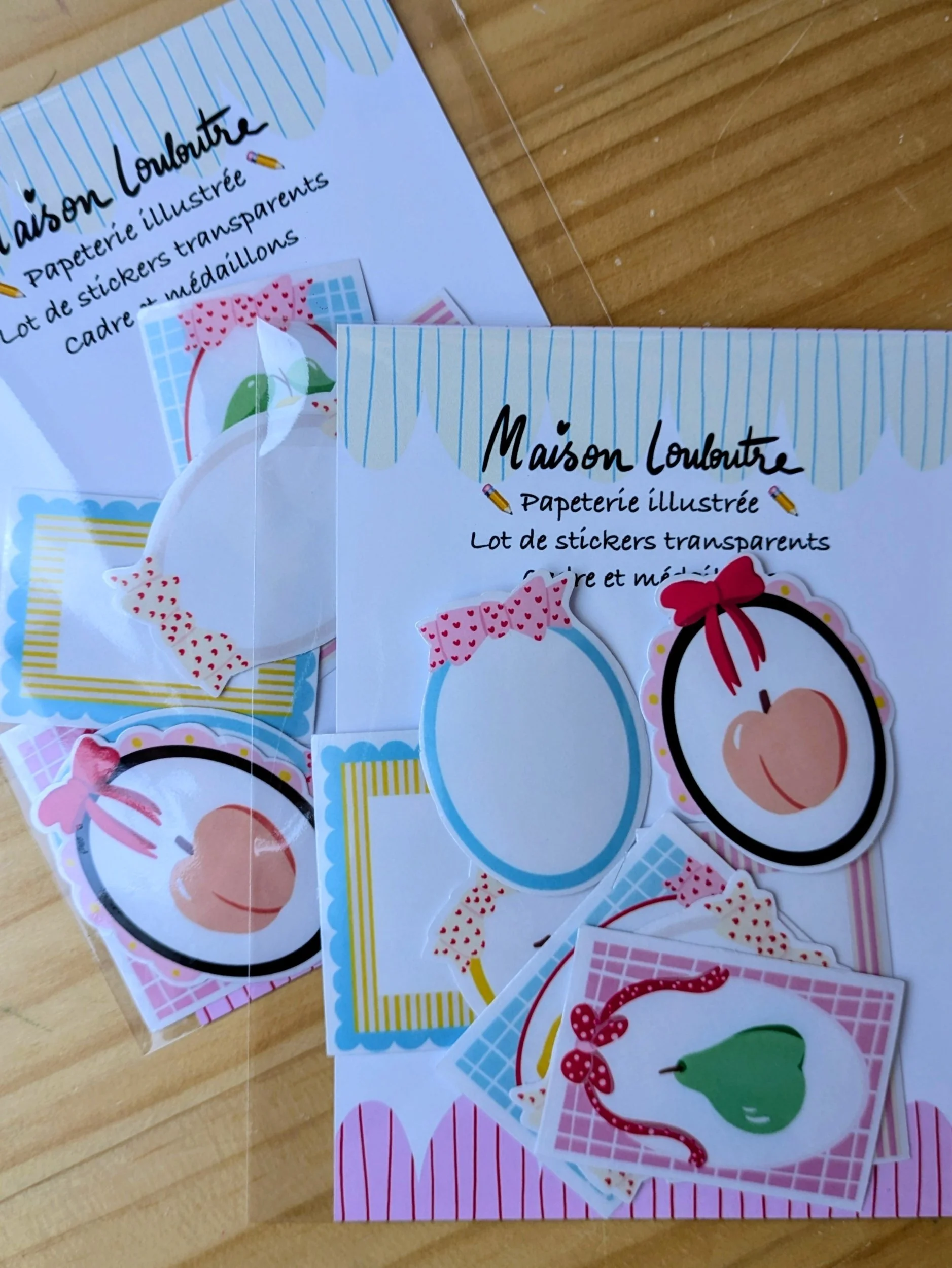 Stickers transparent "cadre et medallion"
