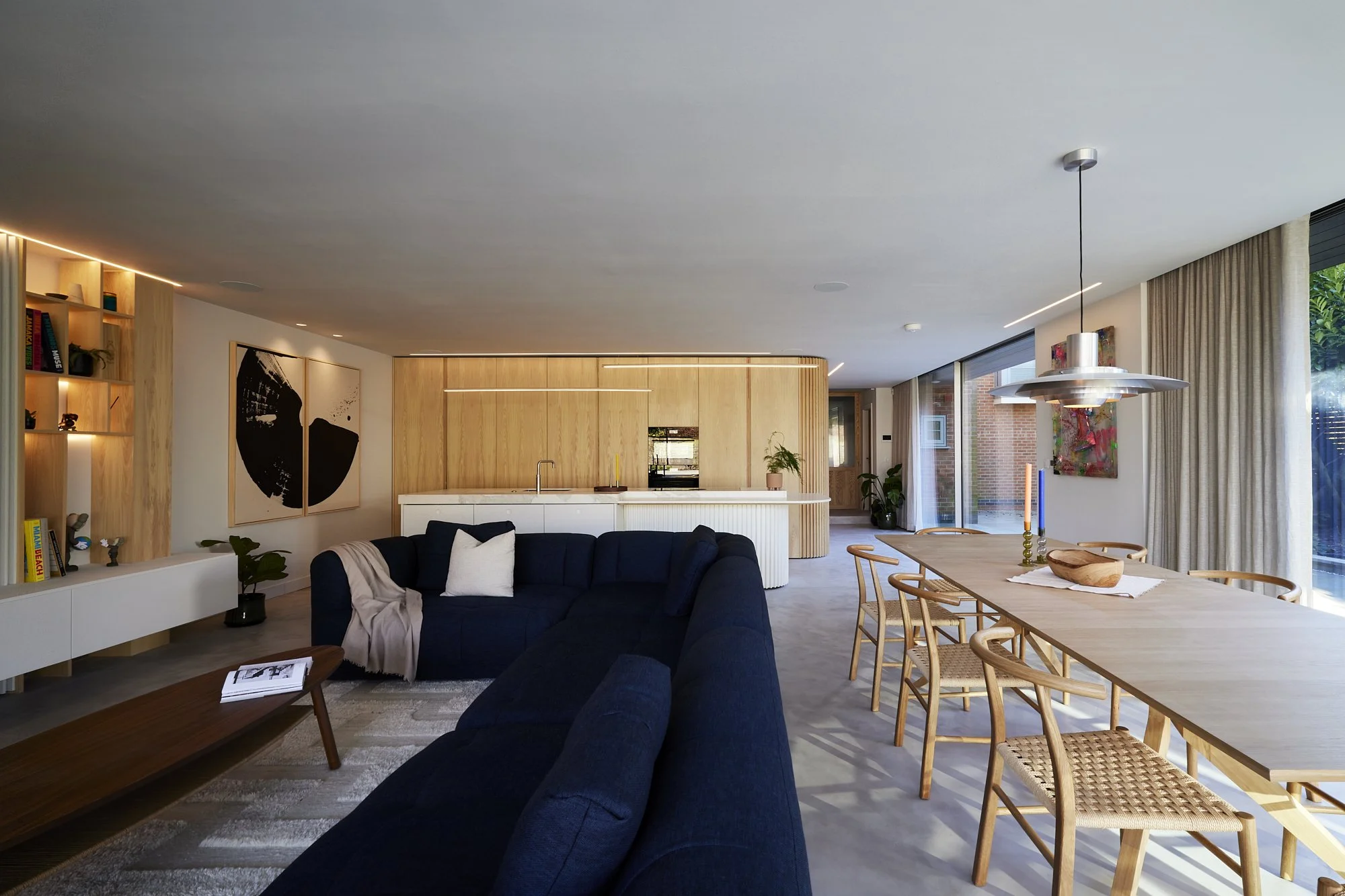 Creating a Seamless Connection Between Inside and Out