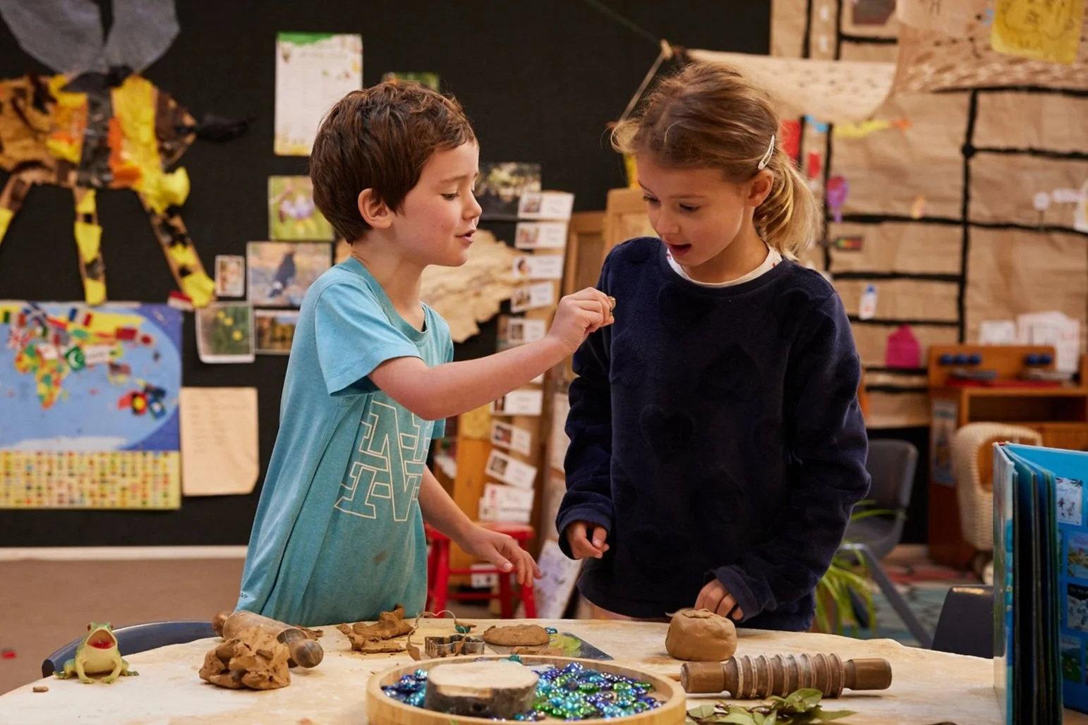  Ewing Kindergarten Motiv 