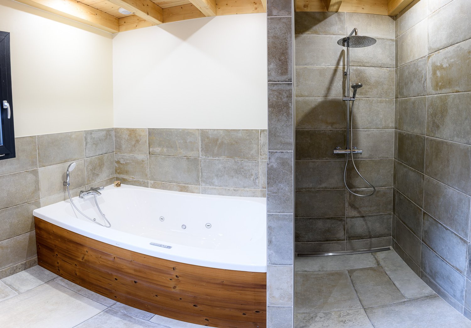 salle de bain RDC