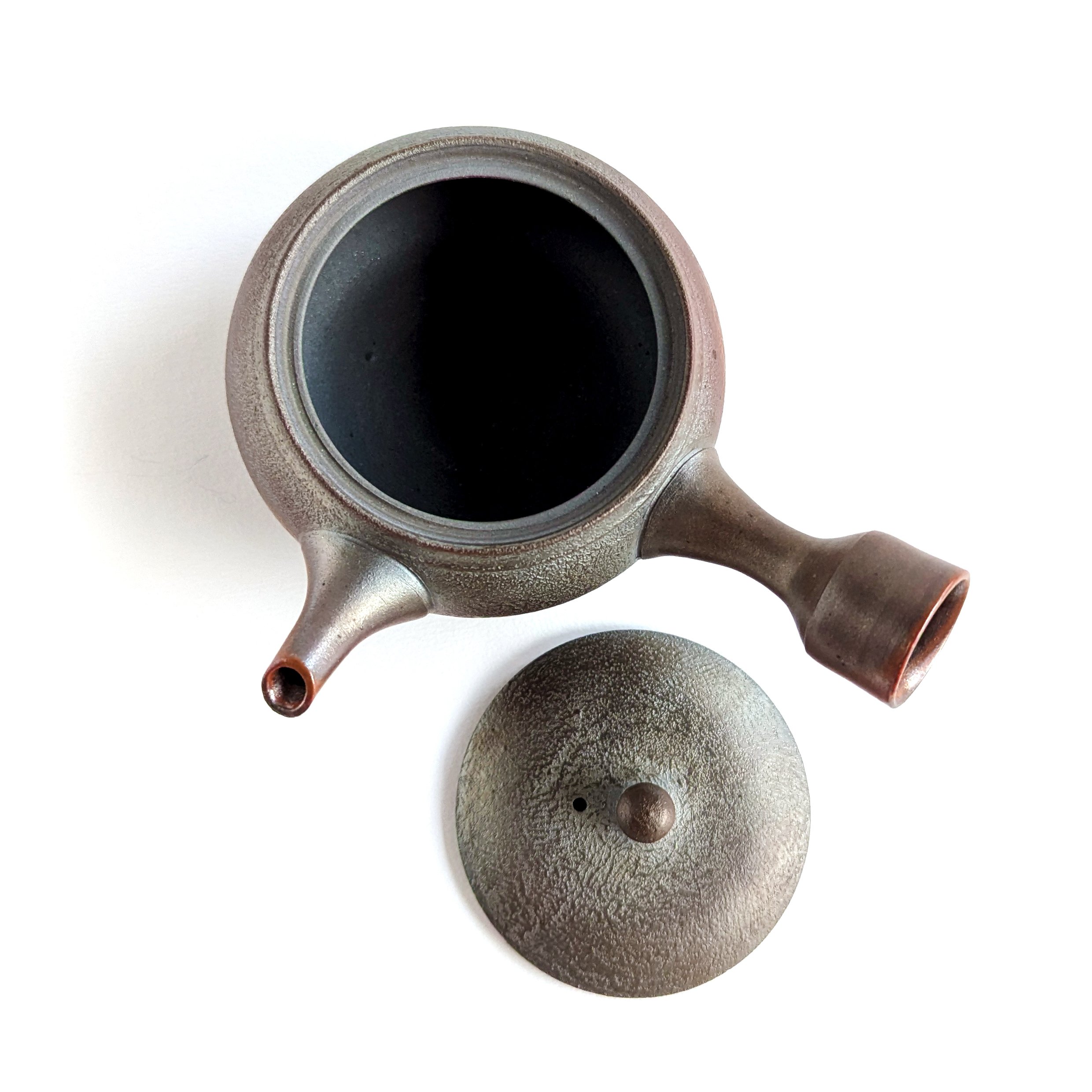 Mitsuhiro Chiba Kyusu 06.jpg
