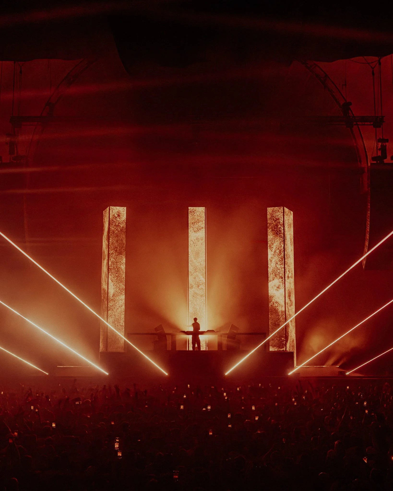 251003_DomDolla_London_AllyPally@samverbisky-2 2.JPG