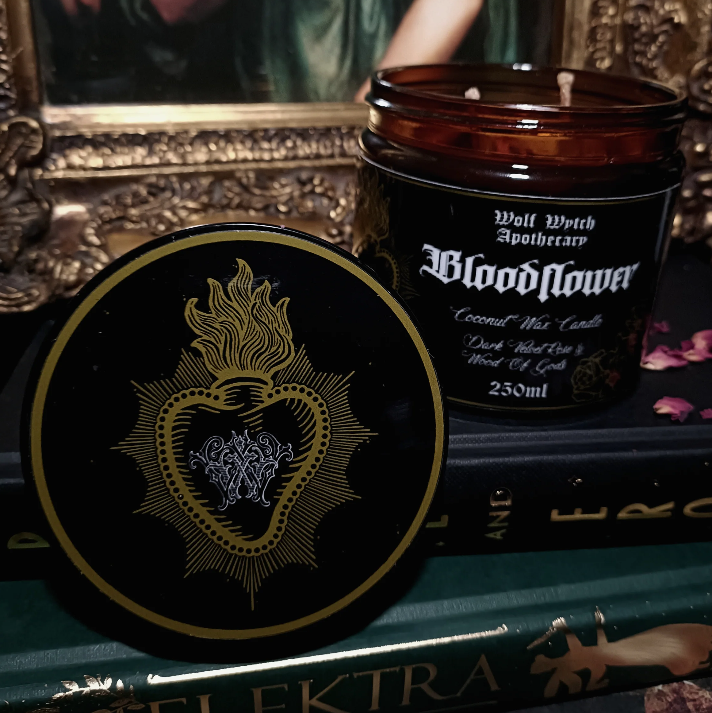 Bloodflower candle.png