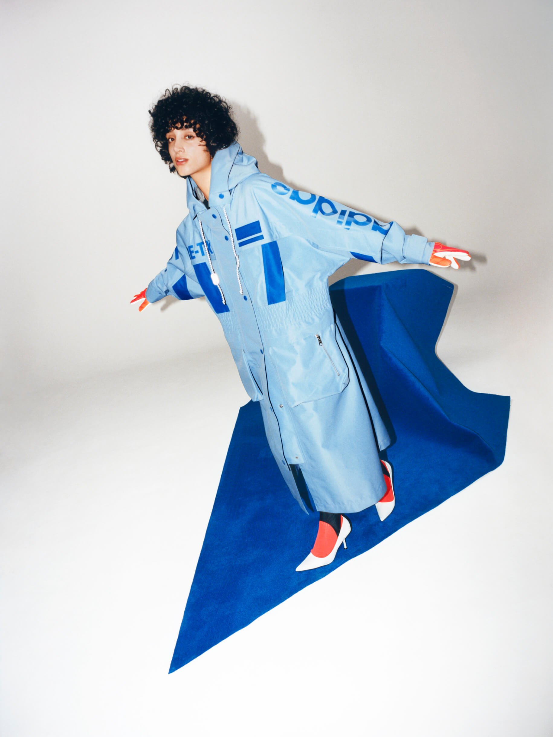 Adidas Originals
Photographer: Hanna Moon
Production: Dobedo Represents