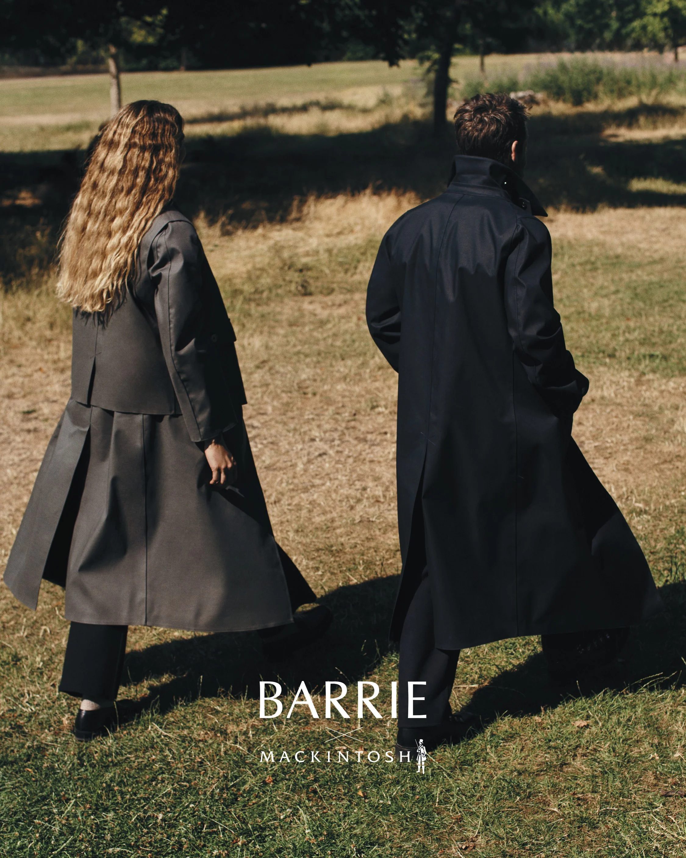 BARRIE_MACKINTOSH_LOGO BLANC_1080X1350_8.jpg