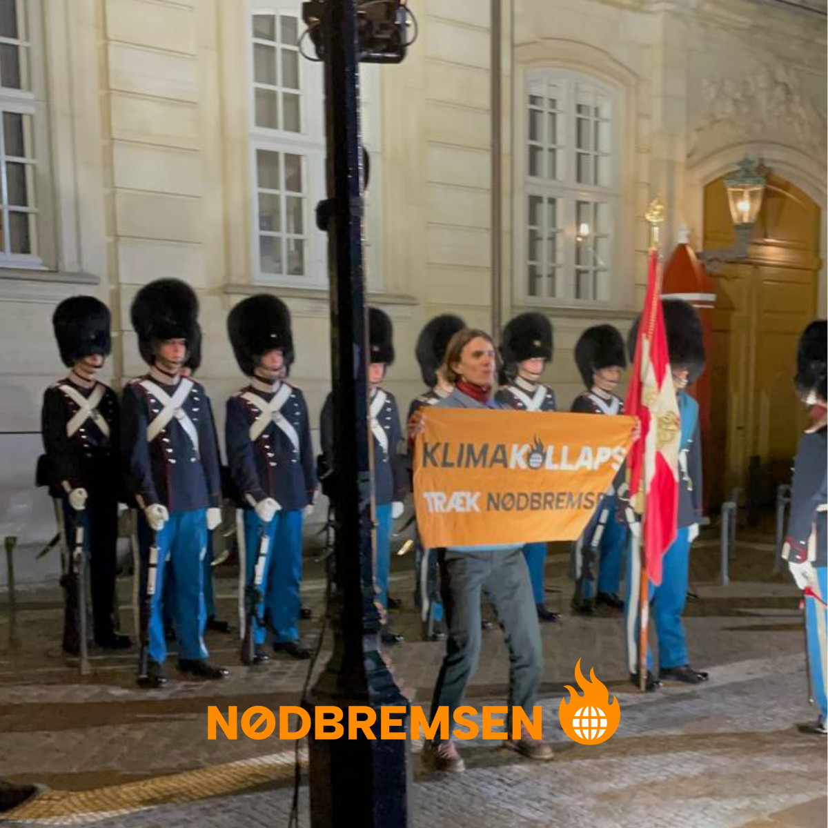      

 
    NØDBREMSEN FORSTYRRER DEN KONGELIGE LIVGARDE EFTER KLIMAKONGENS NYTÅRSTALE  
 




















  
  



    










































  

    
  
     

      

      
         
          
        
        

        