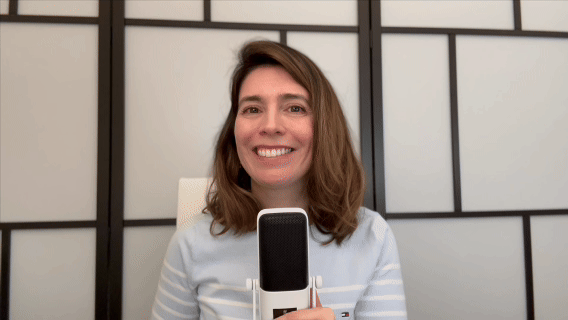 Mia and a mic!