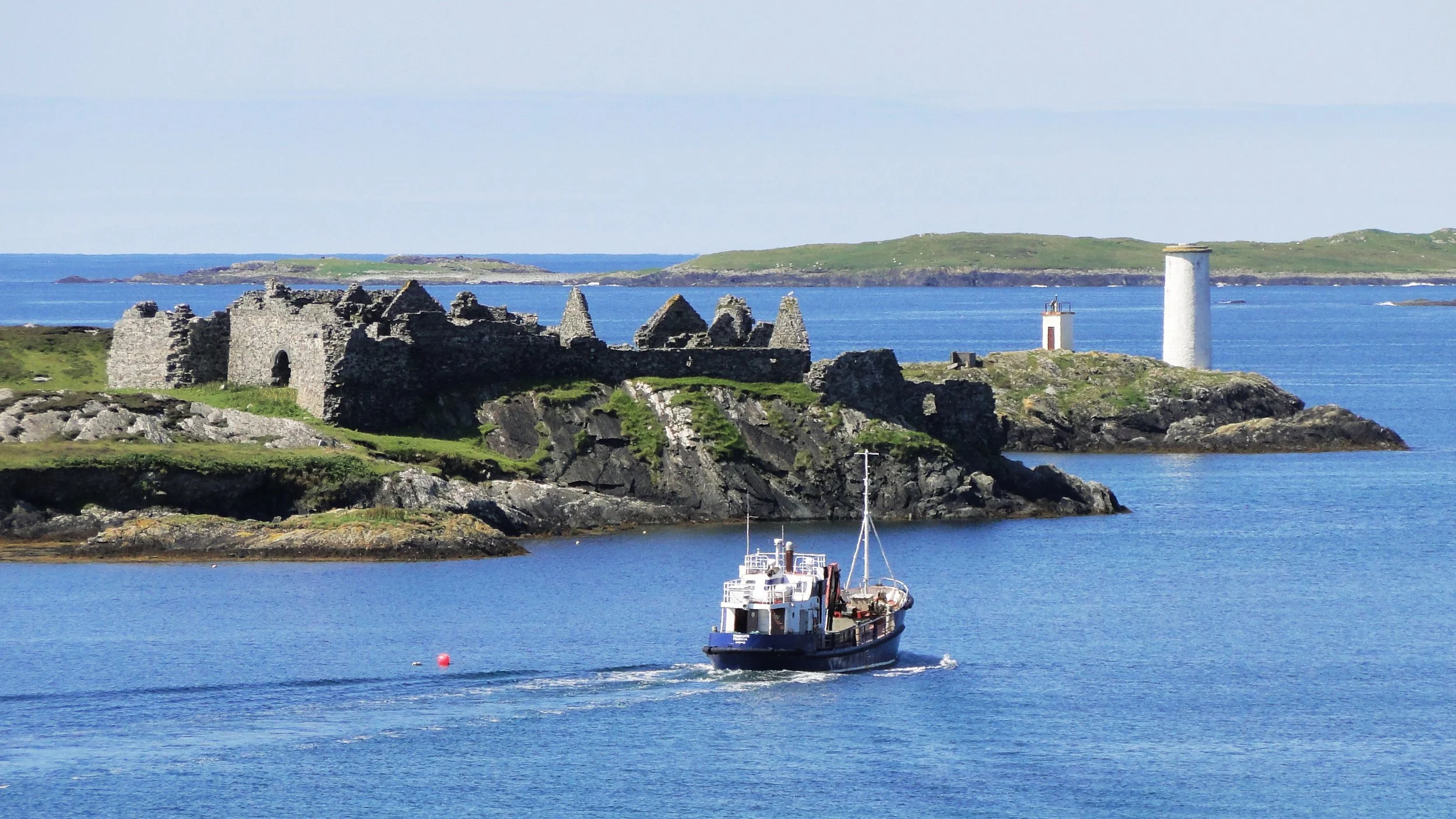 Inishbofin_Harbour.jpg