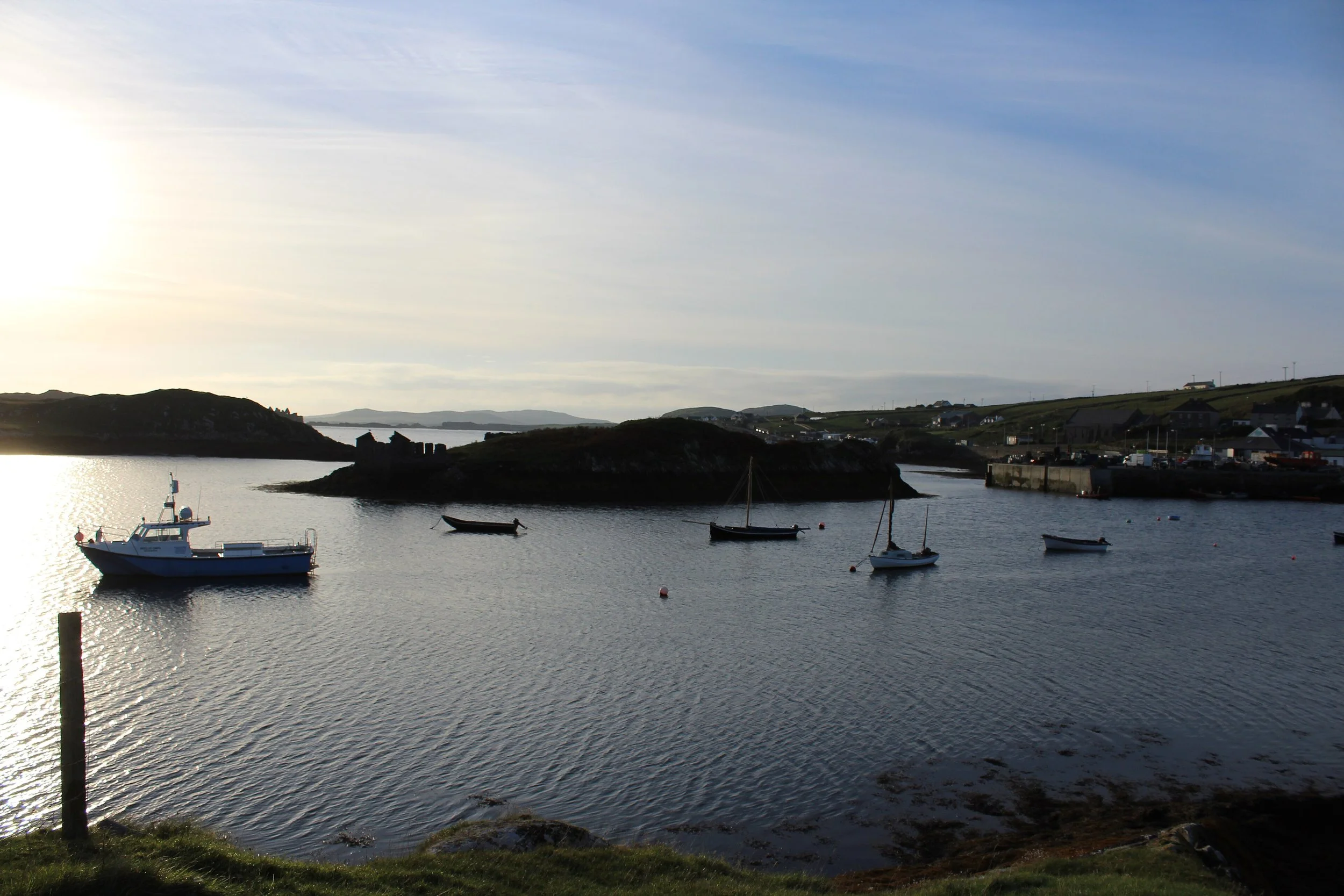 Inishbofin_Harbour2-1.jpg