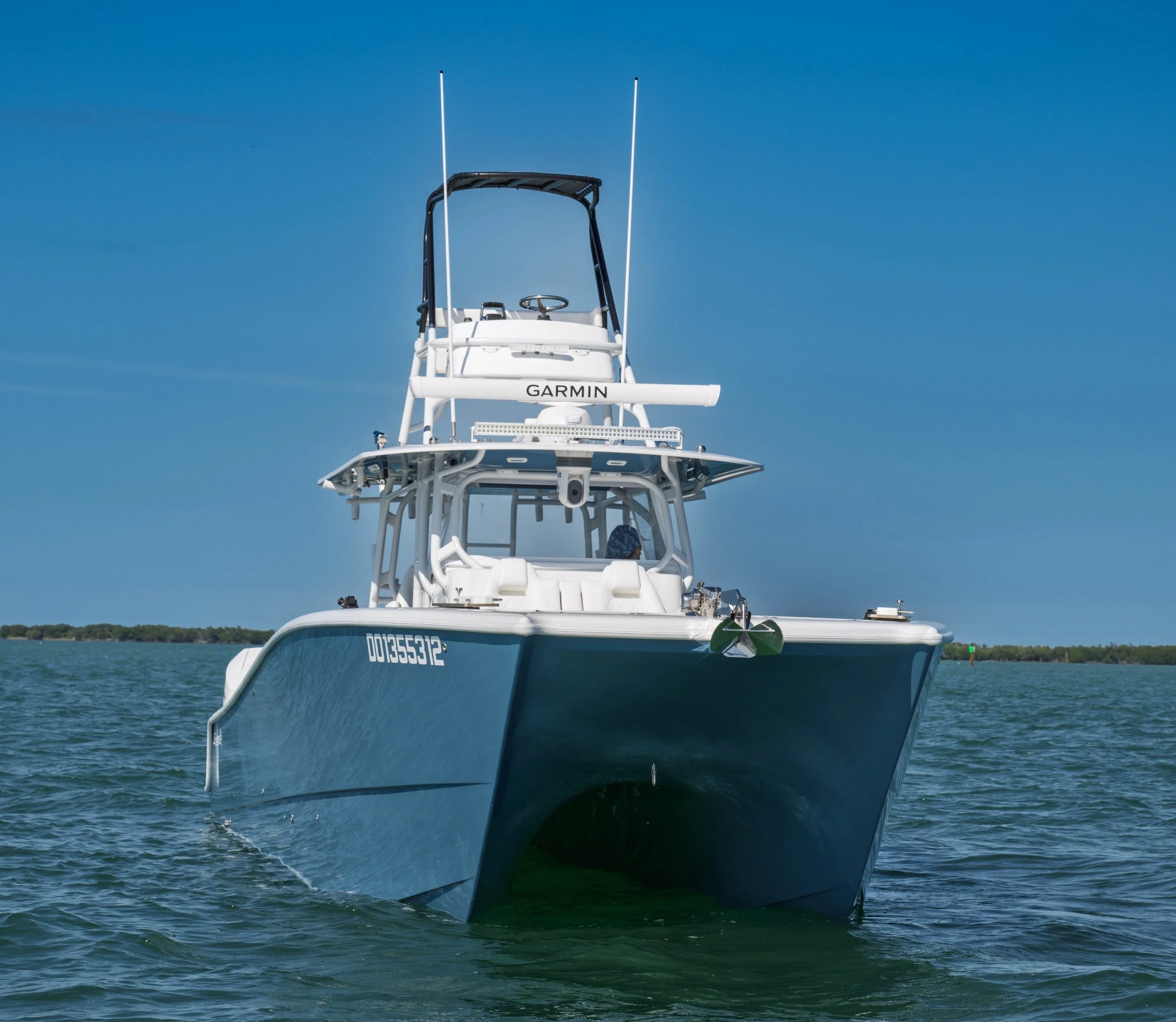 big center console boat for fishing florida keys