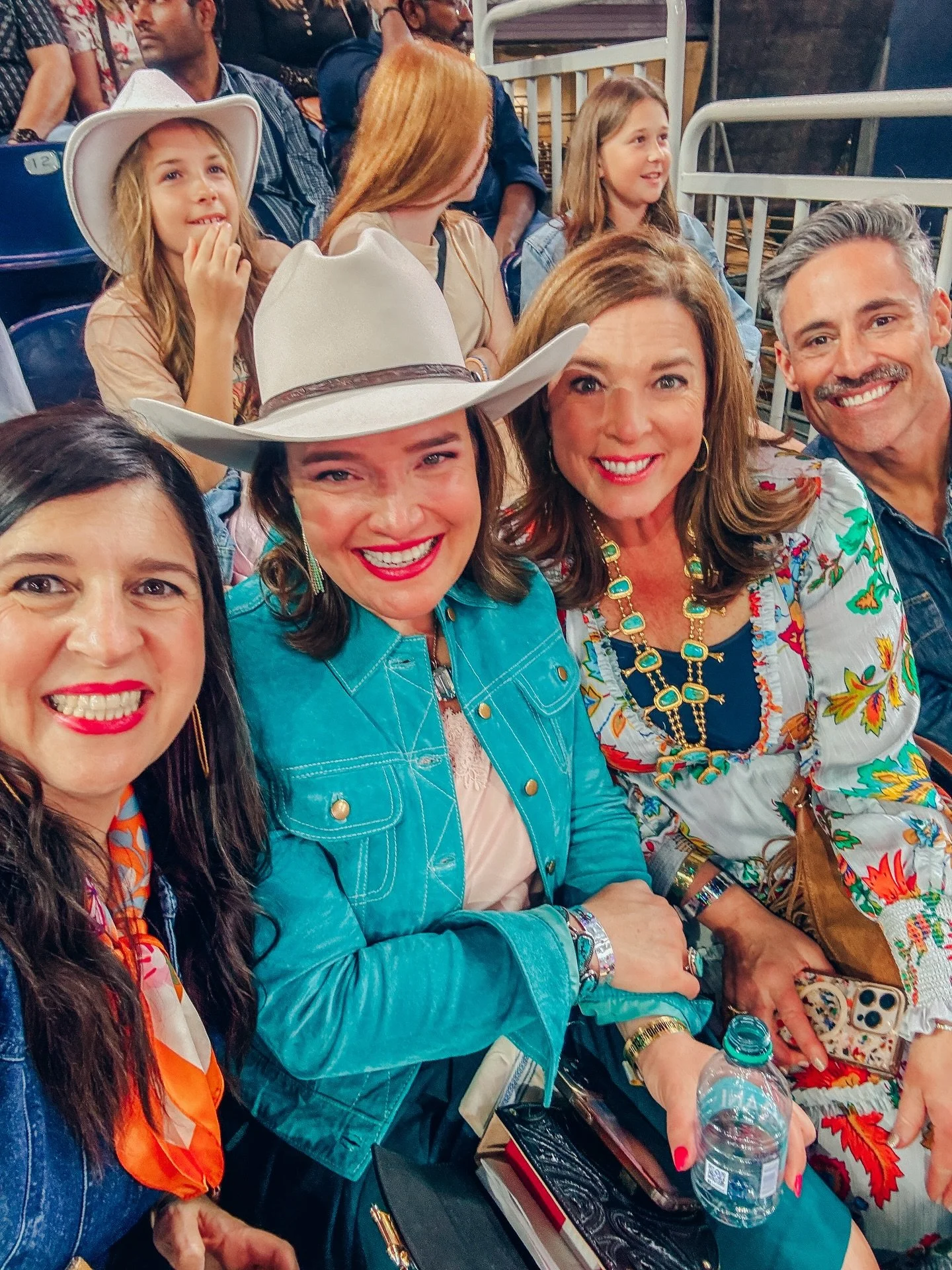 In Houston we have 5 seasons:
Winter ❄️
Spring 🌸
Rodeo 🤠
Summer ☀️
Fall 🍂

Rodeo this year didn&rsquo;t disappoint! ❤️🐴

#hlsr #rodeoseason #houstonianlife