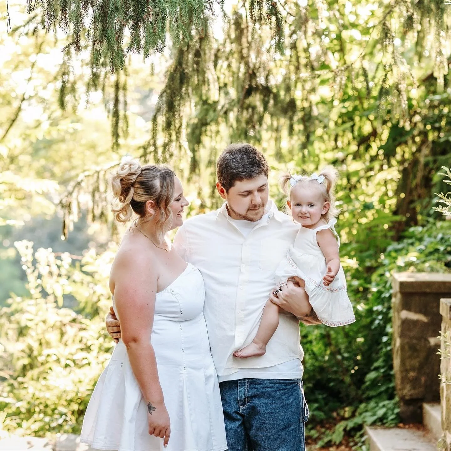 Smiles are brighter when we&rsquo;re together. ❤️
.
.
.
.
.
#njfamilyphotographer #njfamilyphotography #familylove #lifestylephotography #smile #love