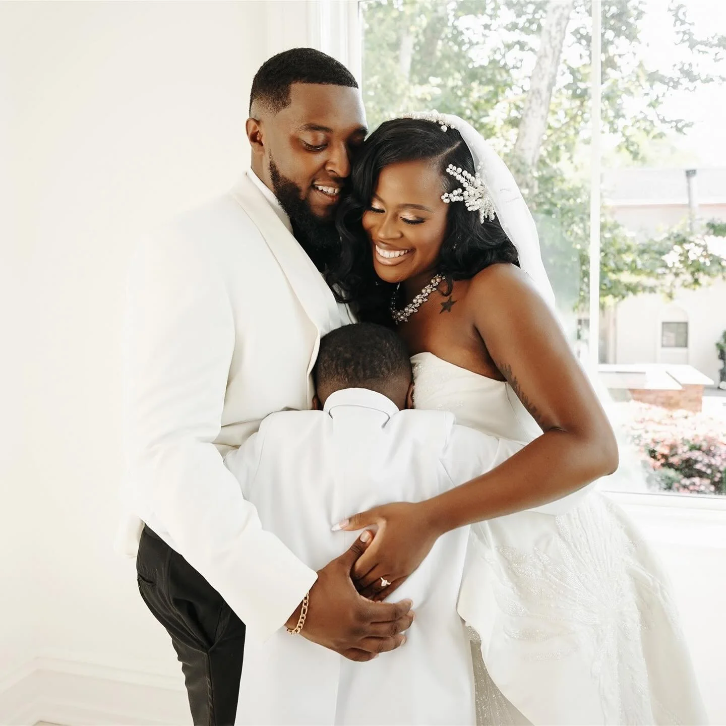 A wedding day full of love, sealed with family. Love multiplied &hearts;️ 
.
.
.
.
#njweddingphotographer #wedded #familybonding #familyblessings