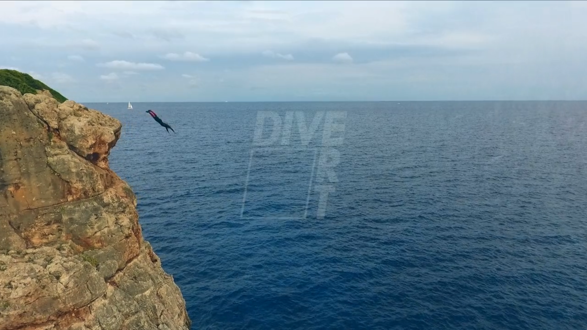 Divert - Mallorca Cliff Diving