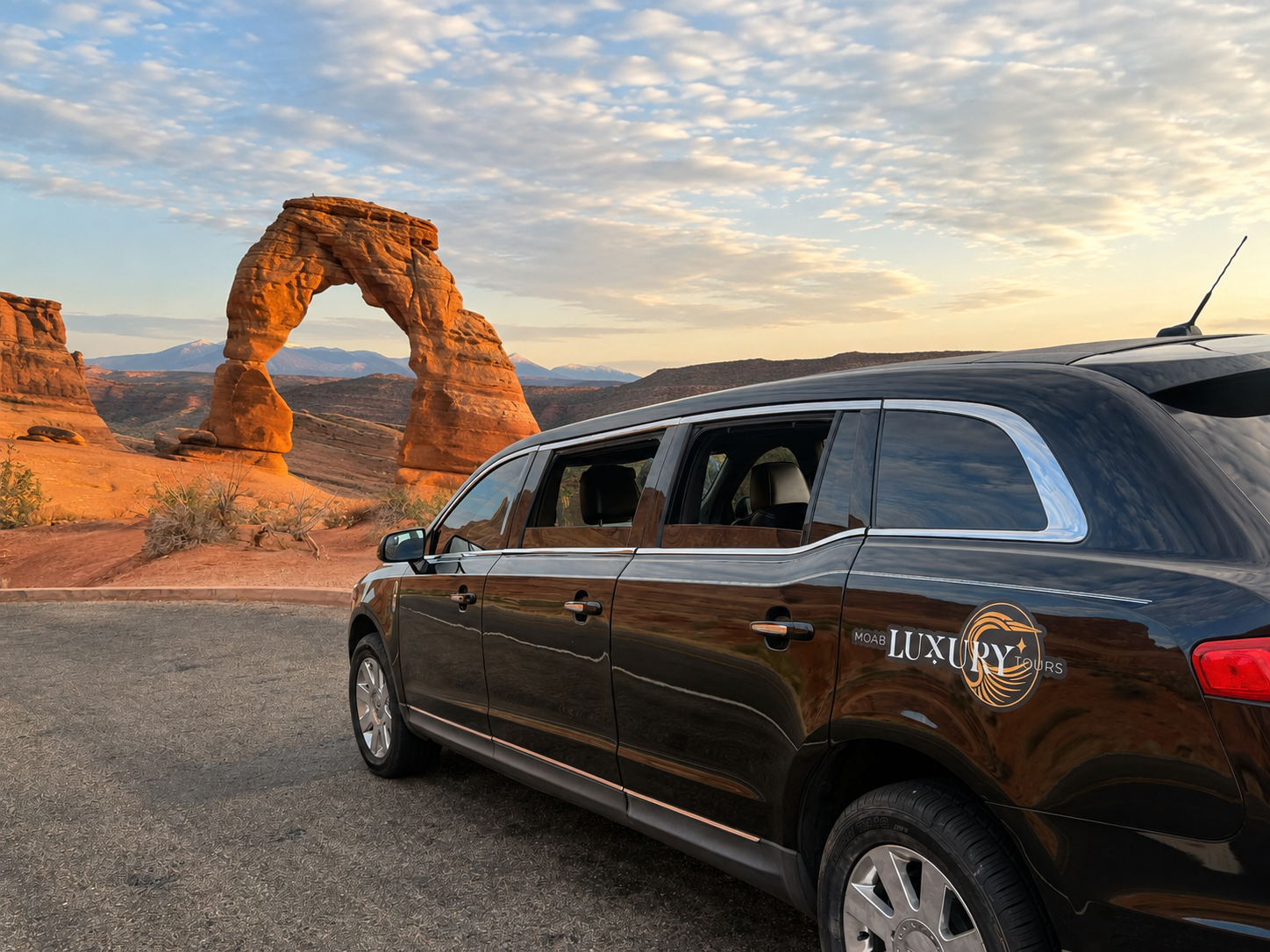 MLT Limo and Arch.png
