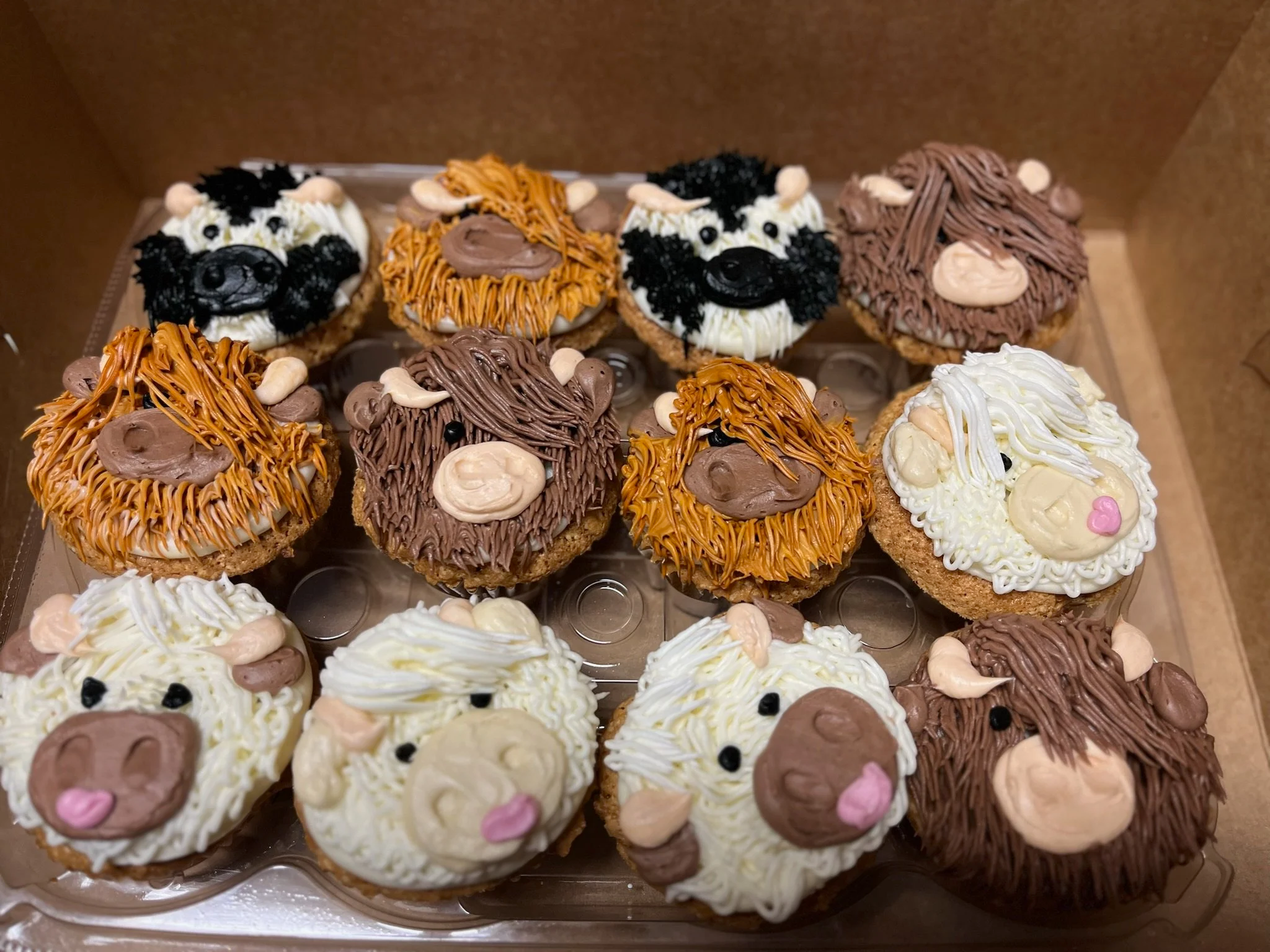 animal+cupcakes.png