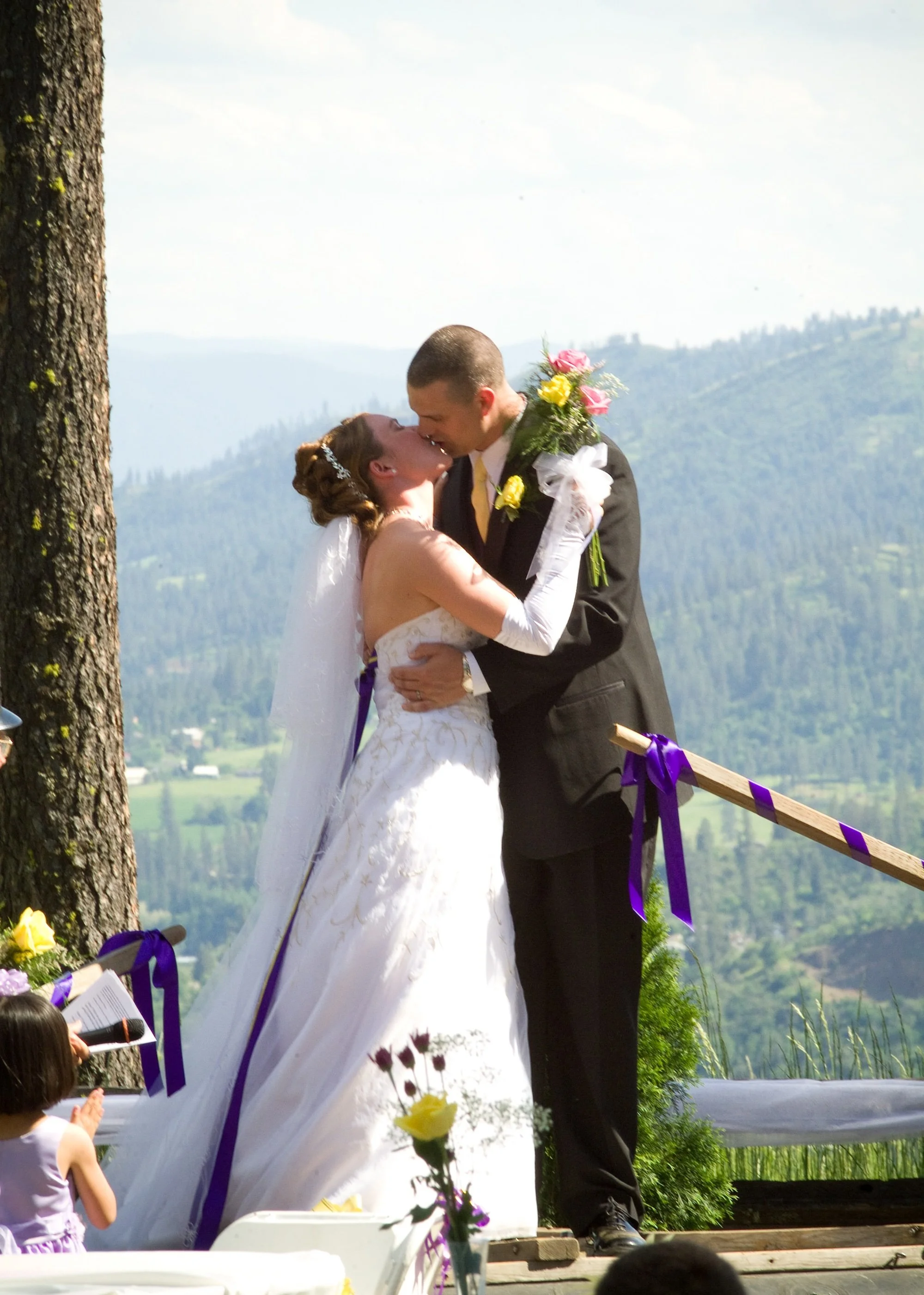wedding-kiss-rustic-outdoor-idaho.jpeg