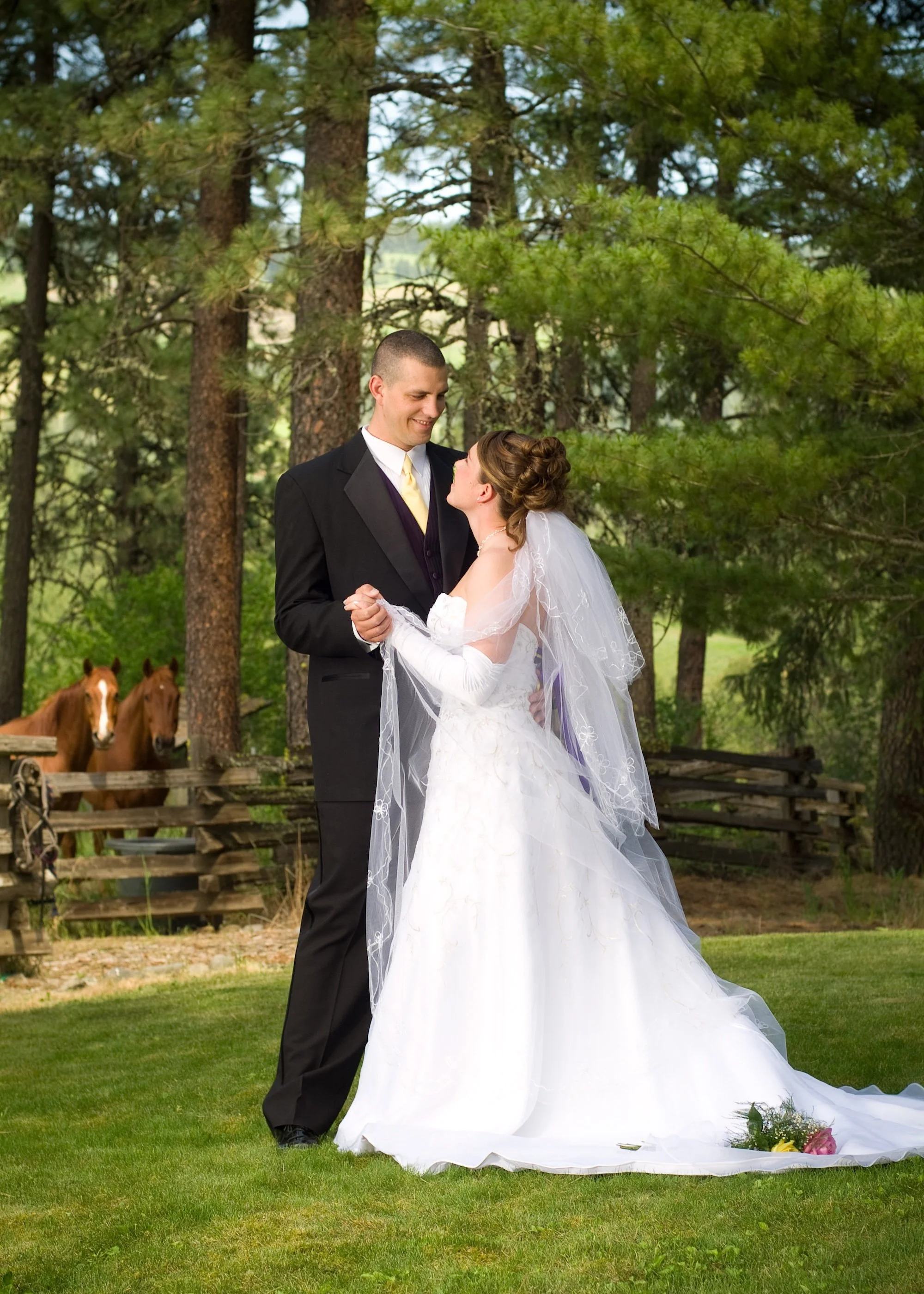 wedding-ceremony-portrait-idaho-forest.jpeg