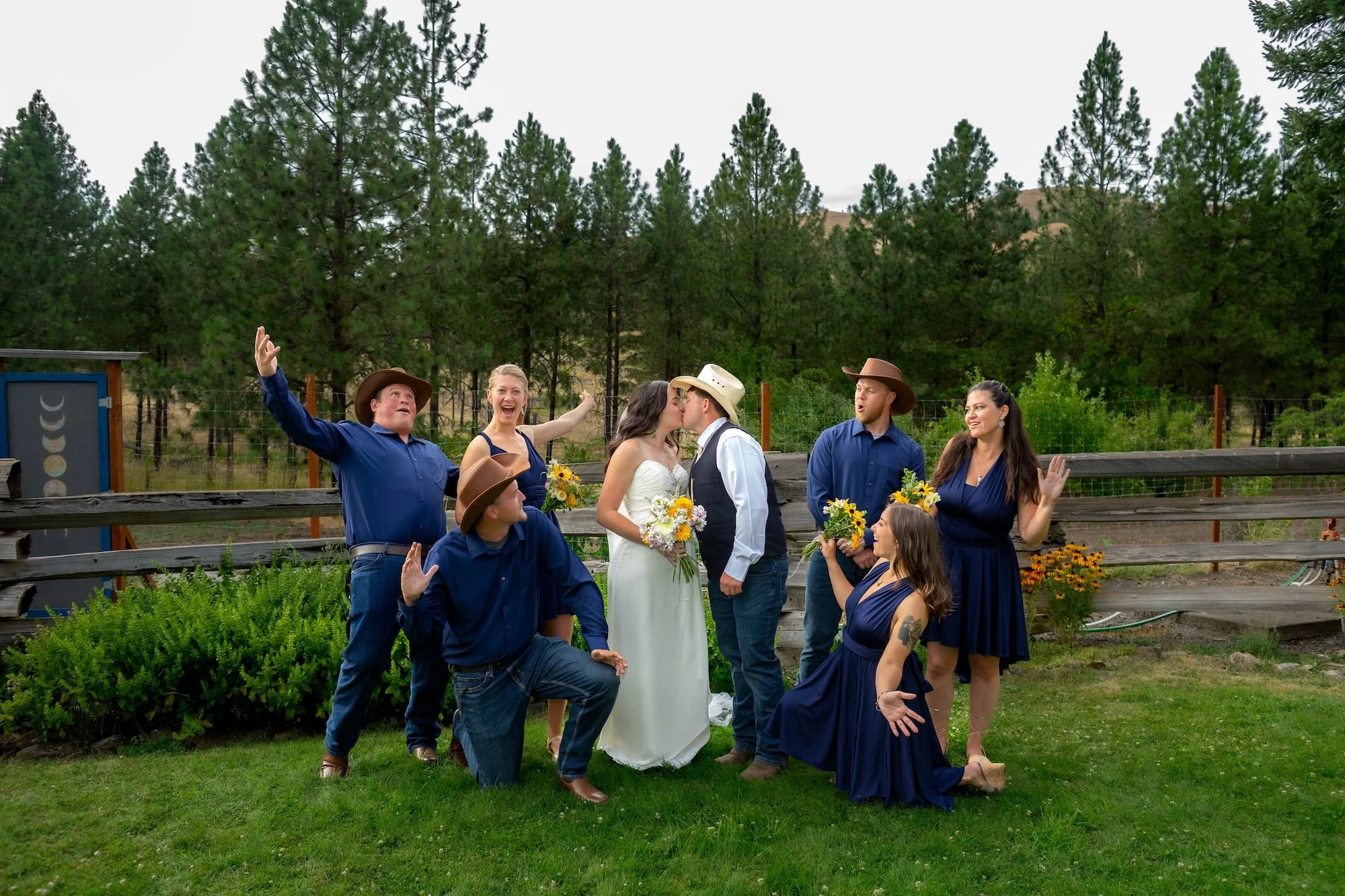 bridesmaids-group-photo-outdoors.jpeg