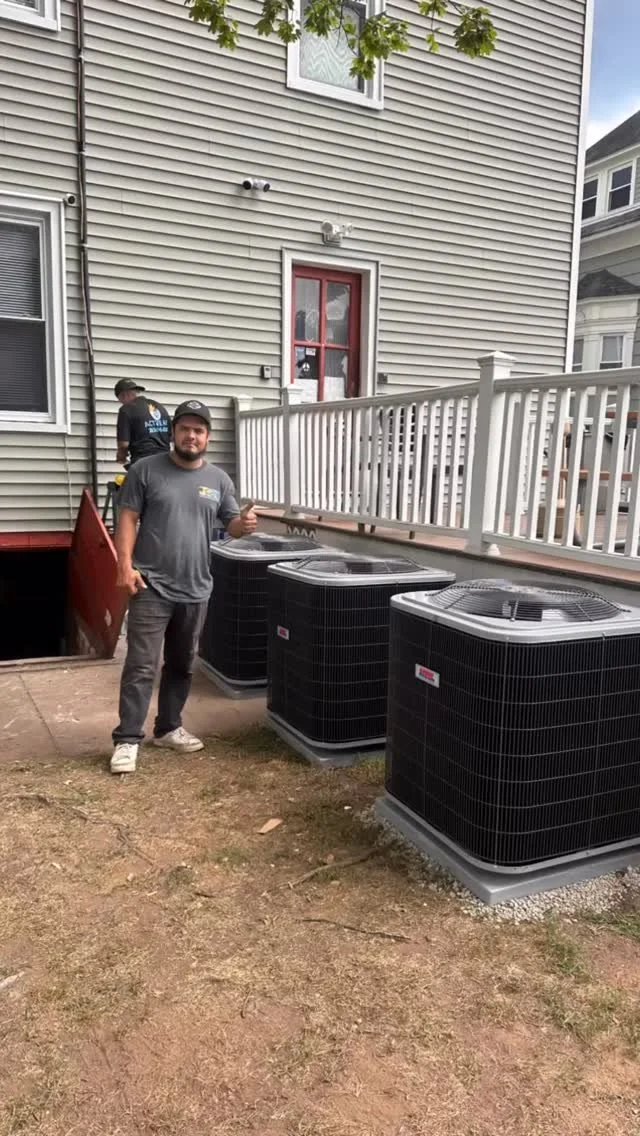 @wilmerhernandez431 the master 💪🏻 of AC installation in New Haven rental properties!