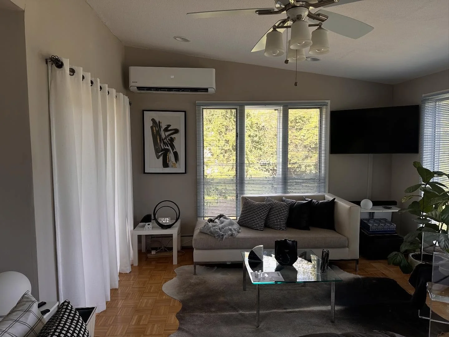 We&rsquo;ve really become experts at installing ductless systems. 💨⚡️ They&rsquo;re energy-efficient, cost-saving, and a great way to keep your home comfortable year-round.